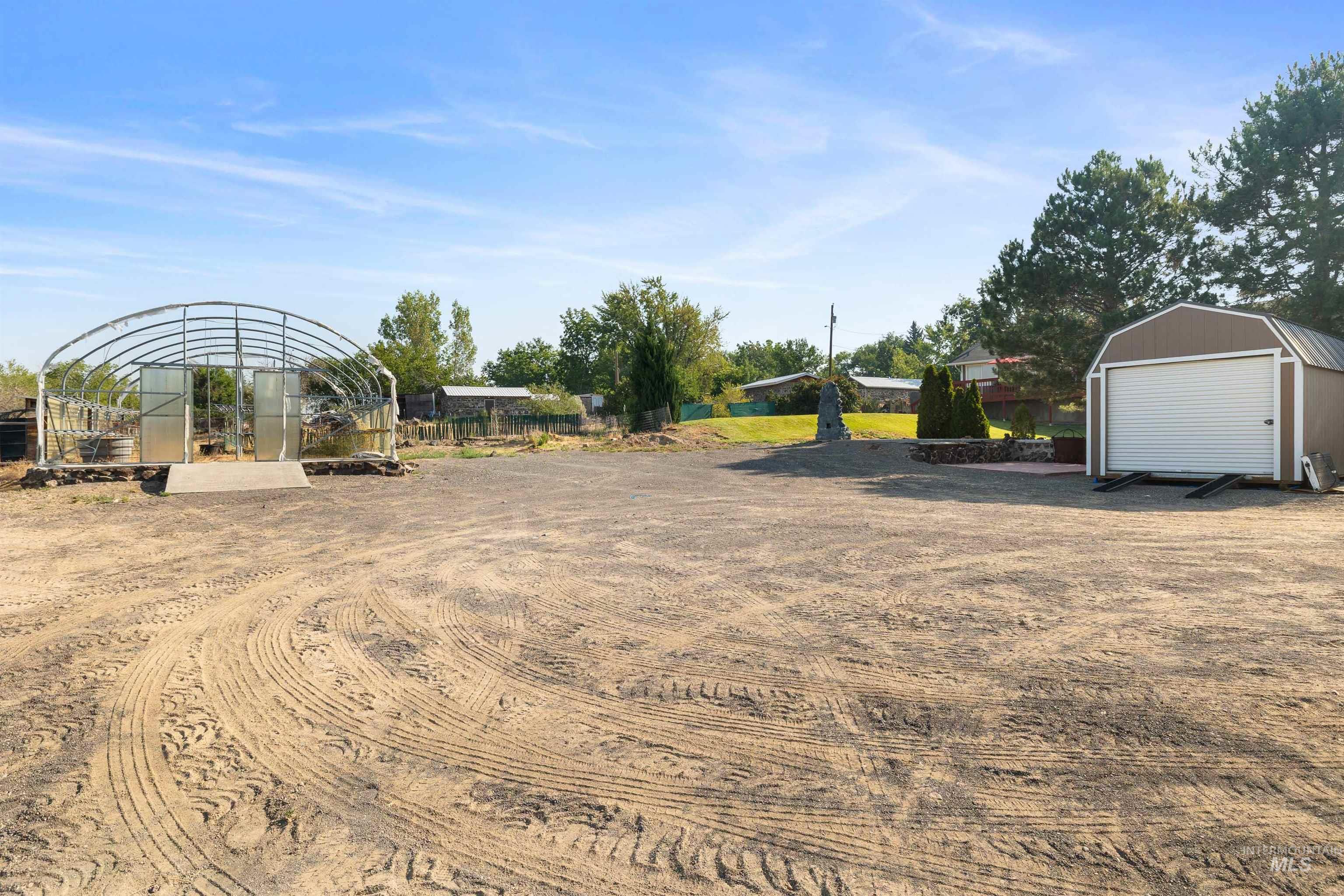 4277 N 1400 E, Buhl, Idaho 83316, 4 Bedrooms, 2 Bathrooms, Residential For Sale, Price $579,000, 98994703