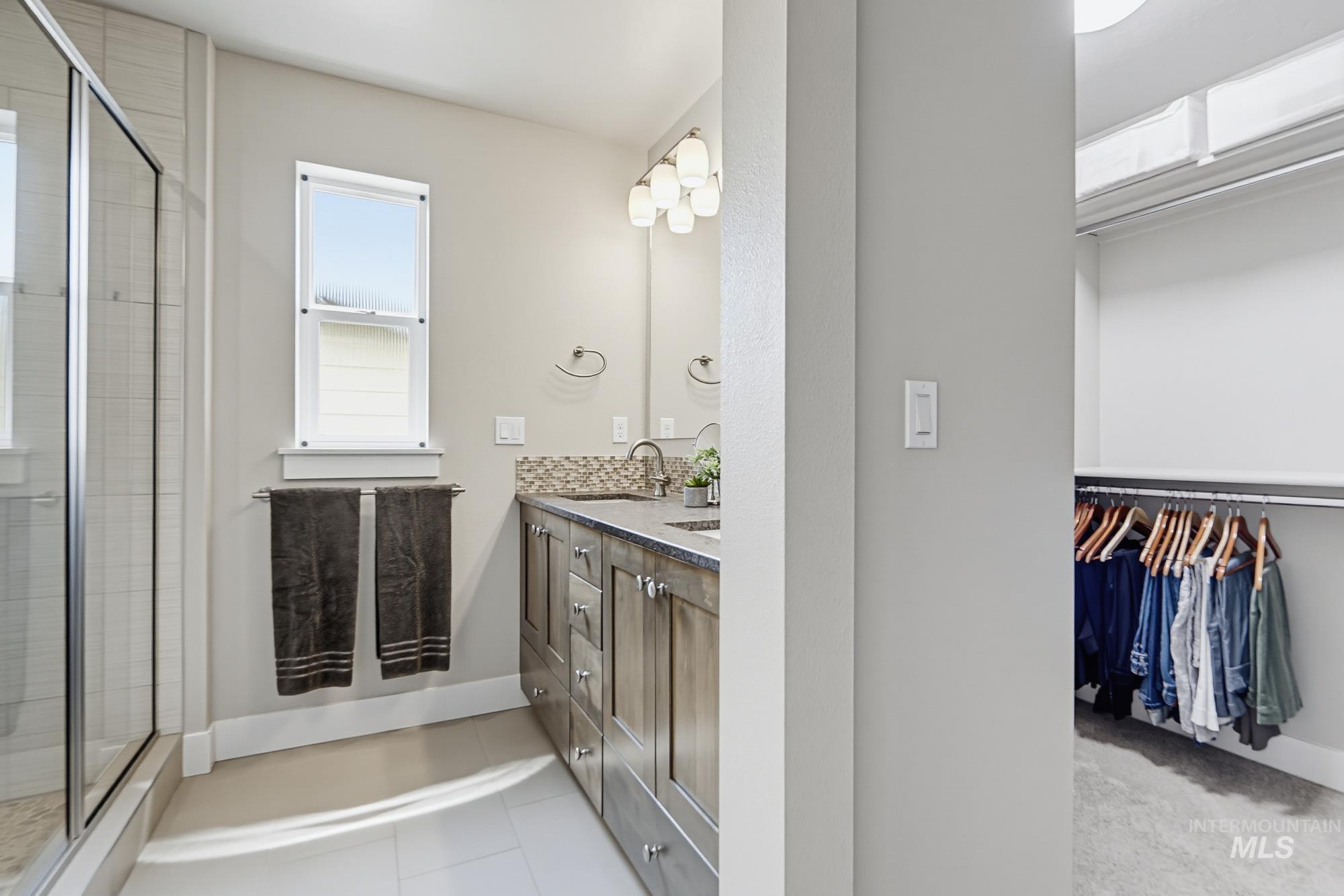 18423 Hush Creek Way, Nampa, Idaho 83687, 4 Bedrooms, 2.5 Bathrooms, Residential For Sale, Price $529,900, 98994704