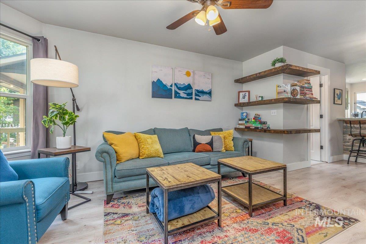 1917 N 33rd St, Boise, Idaho 83703, 2 Bedrooms, 1.5 Bathrooms, Residential For Sale, Price $429,900,MLS 98994711