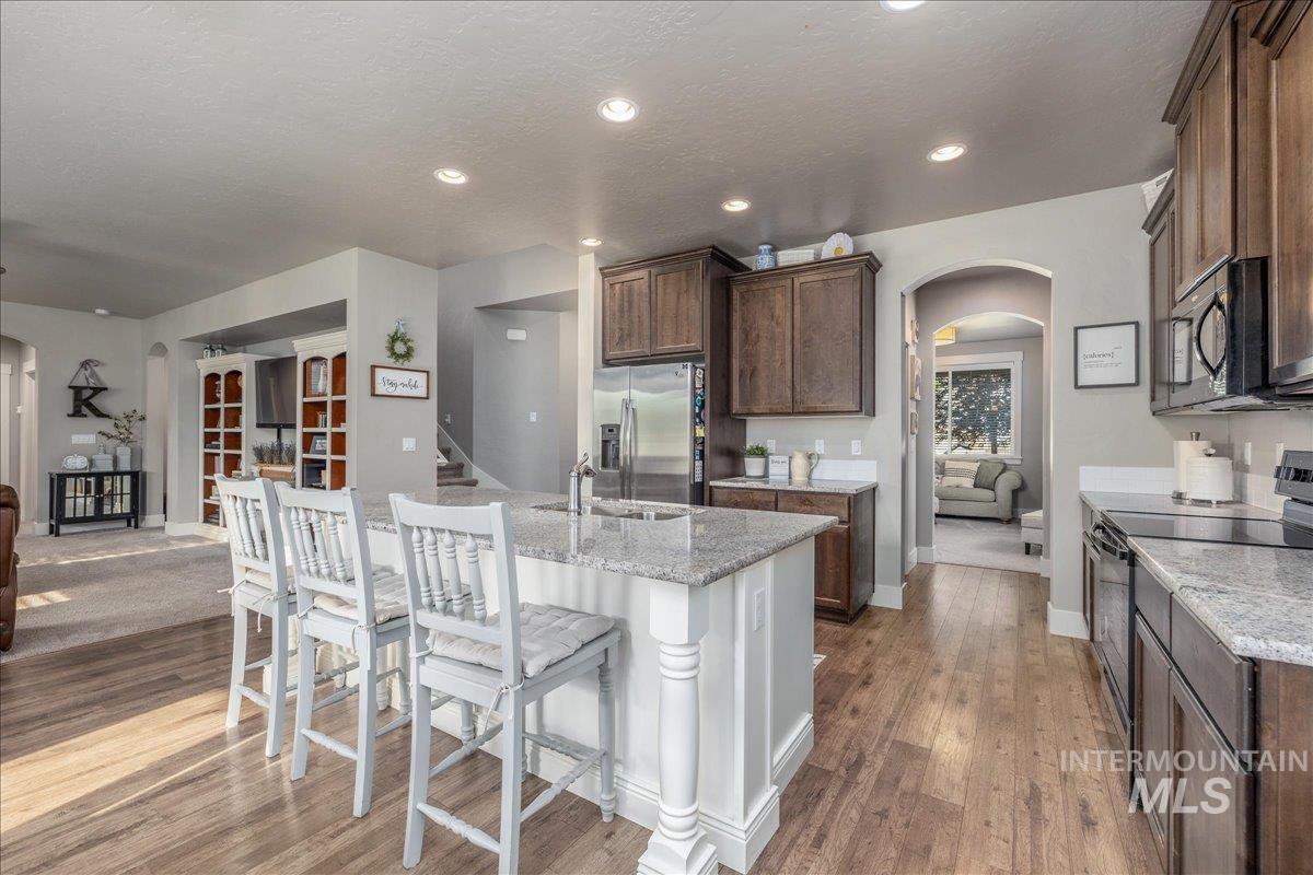 1552 Saddle Mountain Ave, Middleton, Idaho 83644, 4 Bedrooms, 3.5 Bathrooms, Residential For Sale, Price $670,000, 98994715