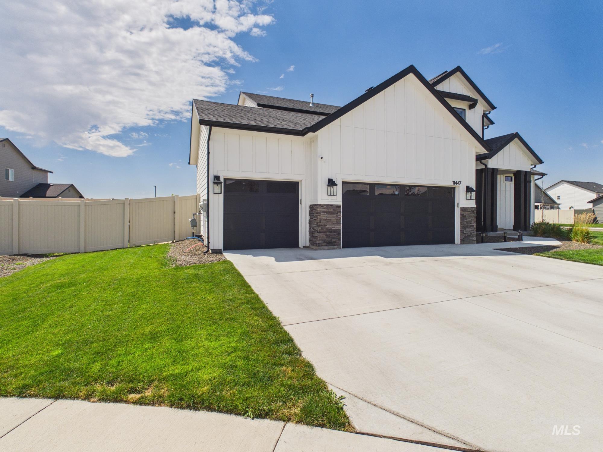 11447 W Capriccio St, Nampa, Idaho 83651, 5 Bedrooms, 2.5 Bathrooms, Residential For Sale, Price $575,000, 98994717