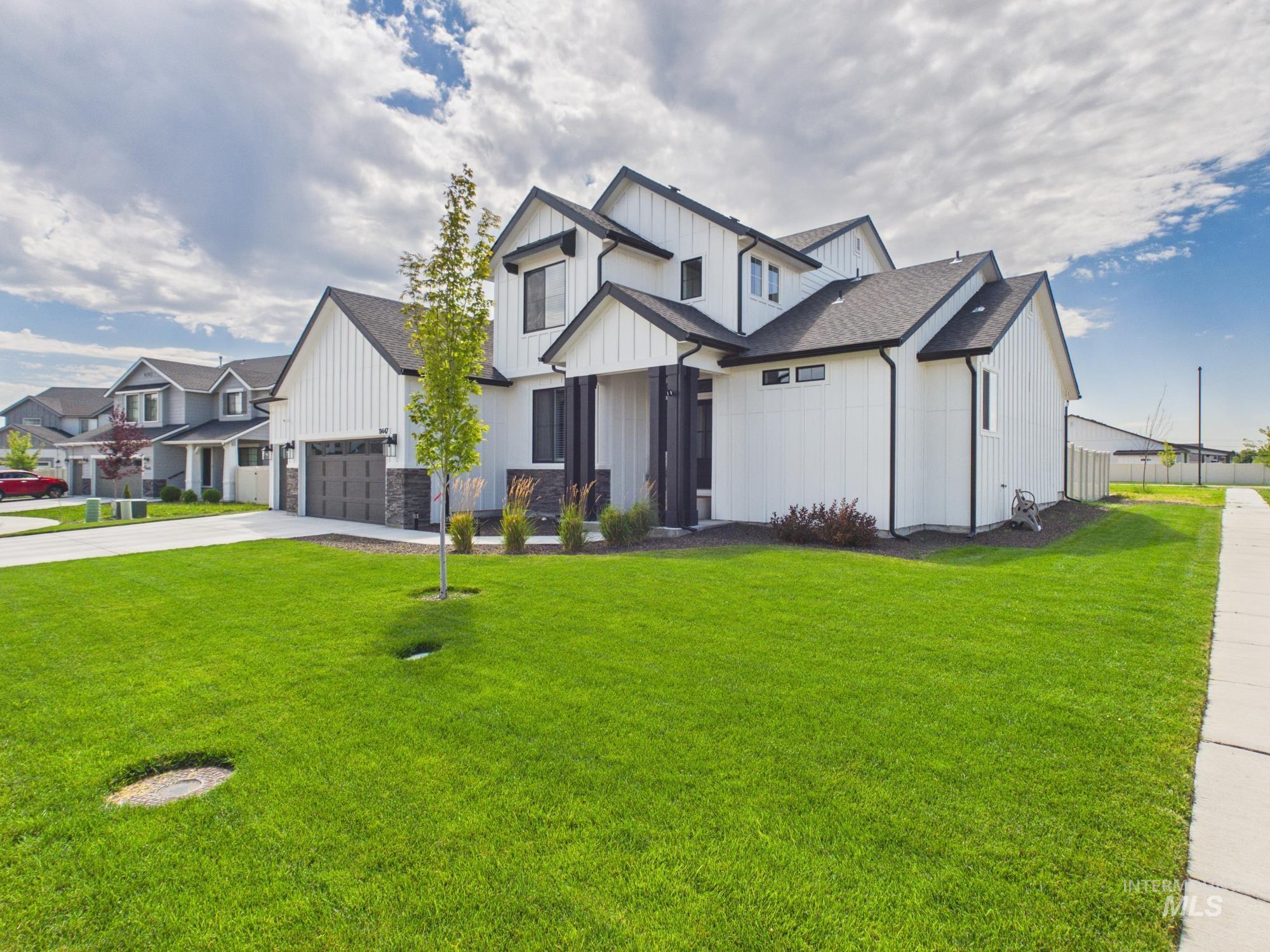 11447 W Capriccio St, Nampa, Idaho 83651, 5 Bedrooms, 2.5 Bathrooms, Residential For Sale, Price $575,000, 98994717