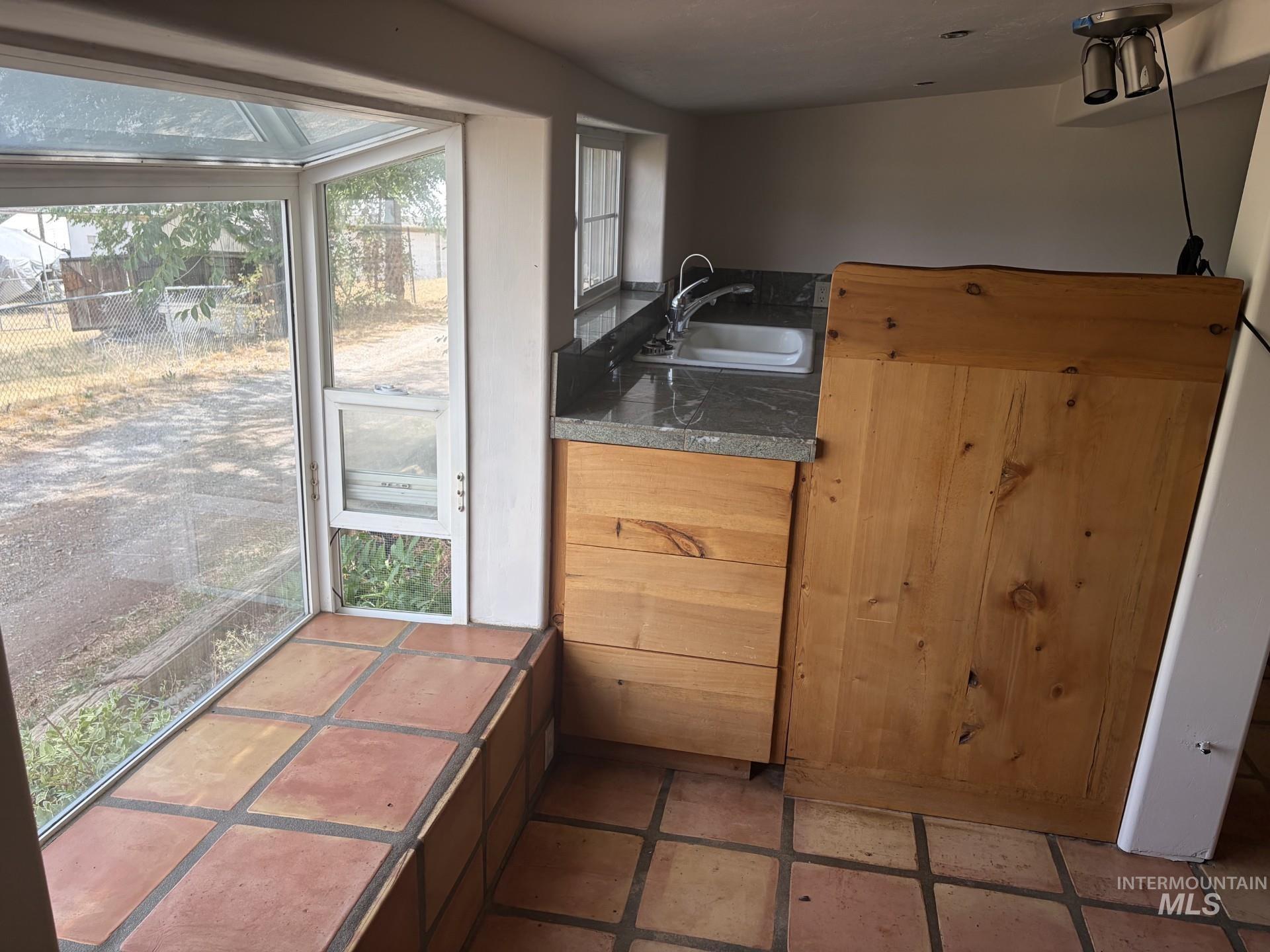 116 + 118 McCulloch Dr., West Magic, Idaho 83352, 1 Bedroom, 1 Bathroom, Residential For Sale, Price $199,900,MLS 98994720