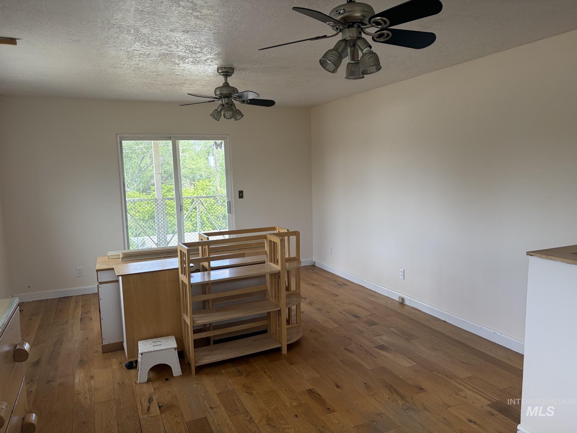 116 + 118 McCulloch Dr., West Magic, Idaho 83352, 1 Bedroom, 1 Bathroom, Residential For Sale, Price $199,900,MLS 98994720