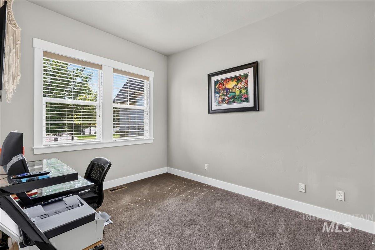 4577 N Comiso Place, Meridian, Idaho 83646, 4 Bedrooms, 2.5 Bathrooms, Residential For Sale, Price $650,000, 98994721