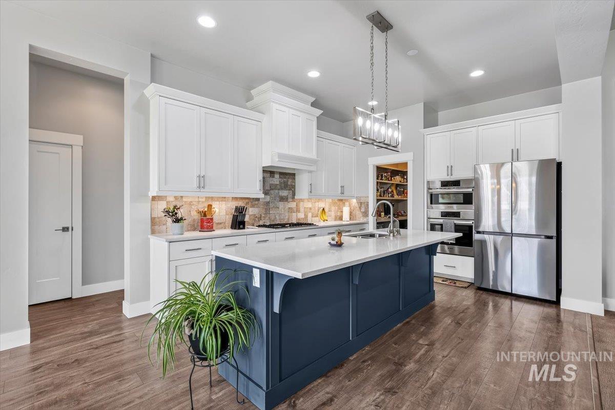 4577 N Comiso Place, Meridian, Idaho 83646, 4 Bedrooms, 2.5 Bathrooms, Residential For Sale, Price $650,000, 98994721