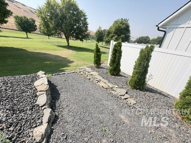 3983 FOOTHILL DR, Lewiston, Idaho 83501, 3 Bedrooms, 3 Bathrooms, Residential For Sale, Price $775,000,MLS 98994732