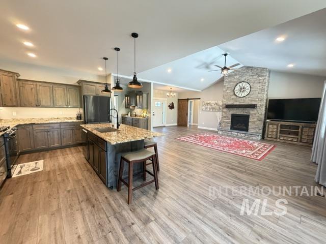 3983 FOOTHILL DR, Lewiston, Idaho 83501, 3 Bedrooms, 3 Bathrooms, Residential For Sale, Price $775,000,MLS 98994732