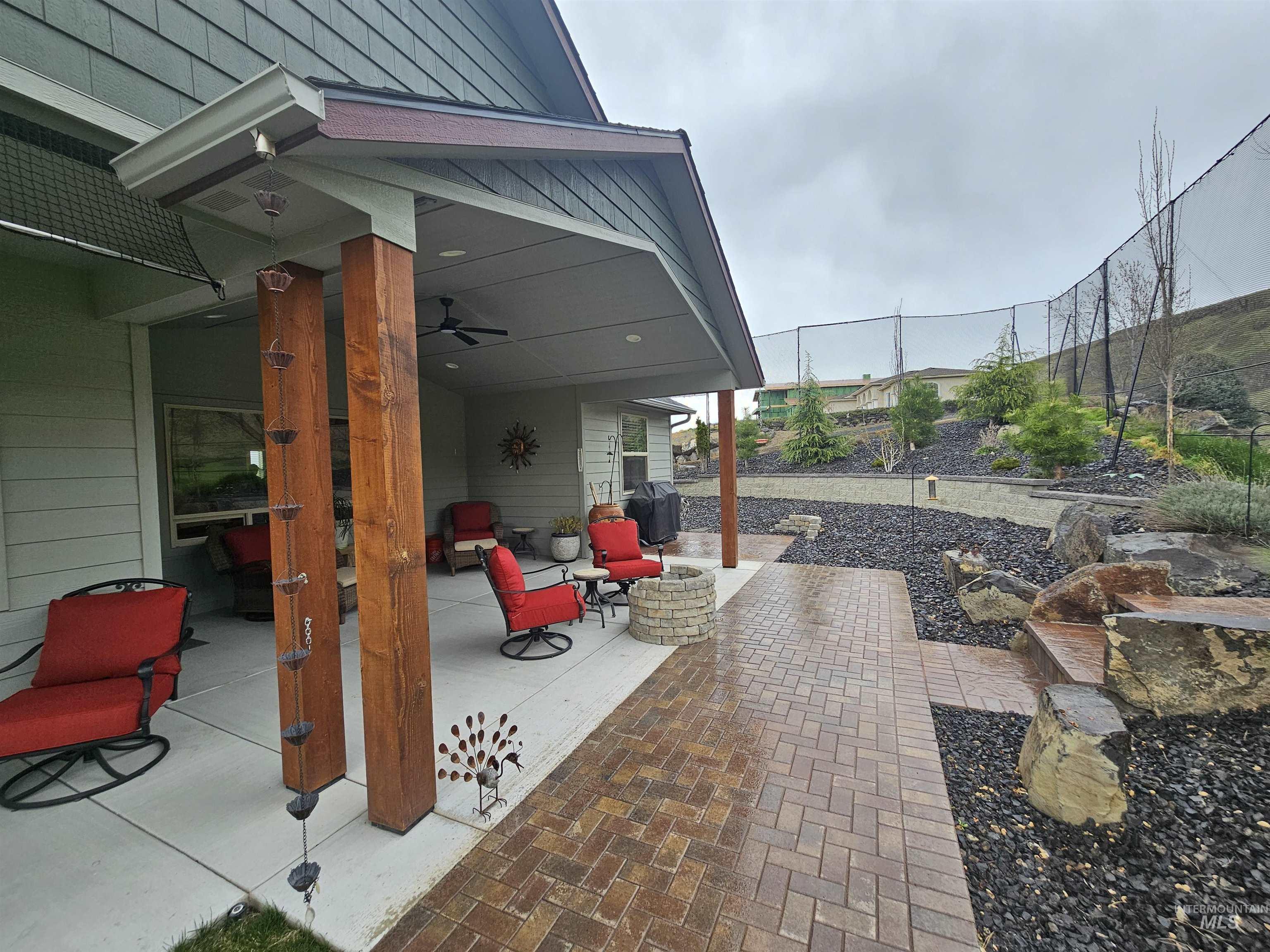 3983 FOOTHILL DR, Lewiston, Idaho 83501, 3 Bedrooms, 3 Bathrooms, Residential For Sale, Price $775,000,MLS 98994732