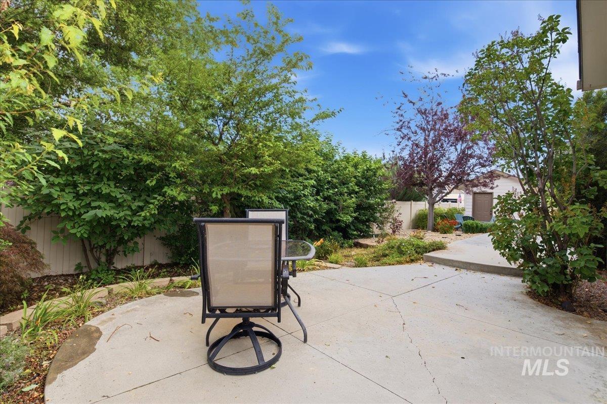 10335 W Wyatt Earp Drive, Star, Idaho 83669, 4 Bedrooms, 2 Bathrooms, Residential For Sale, Price $465,500, 98994737