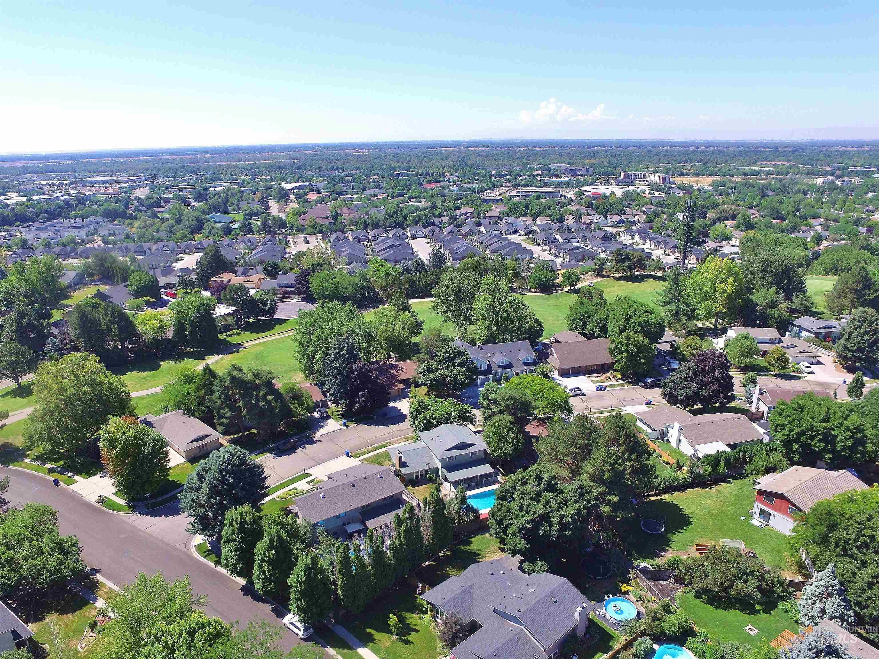 698 N Eagle Hills Way, Eagle, Idaho 83616, 4 Bedrooms, 3 Bathrooms, Residential For Sale, Price $599,900, 98994745