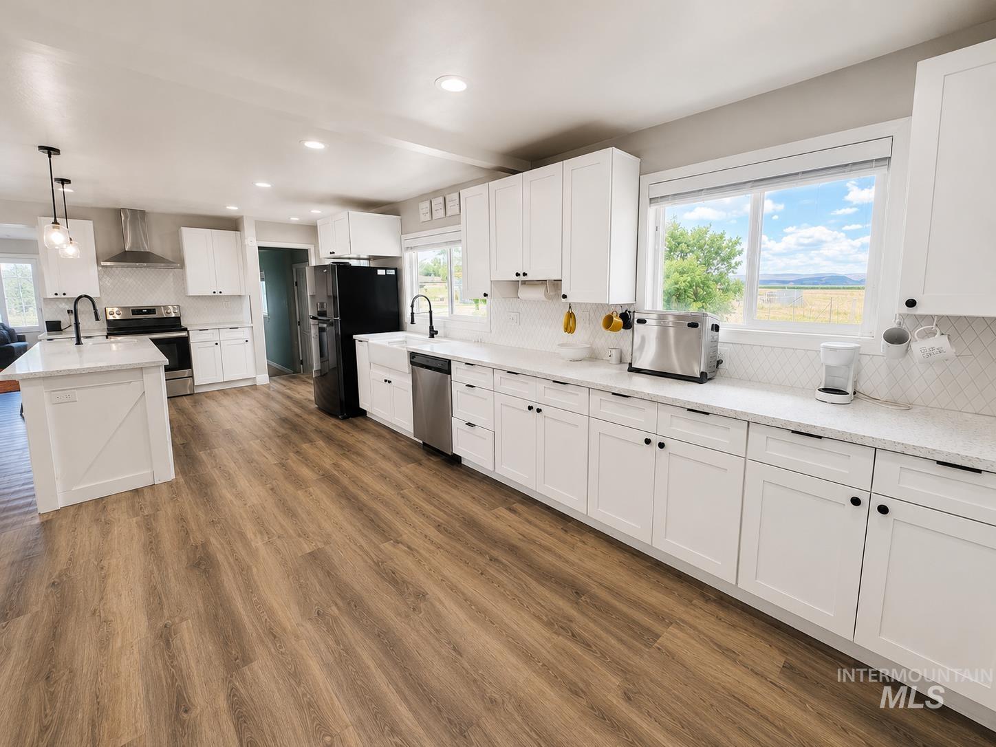 513 W 2100 S, Oakley, Idaho 83346, 5 Bedrooms, 3.5 Bathrooms, Residential For Sale, Price $399,000,MLS 98994750