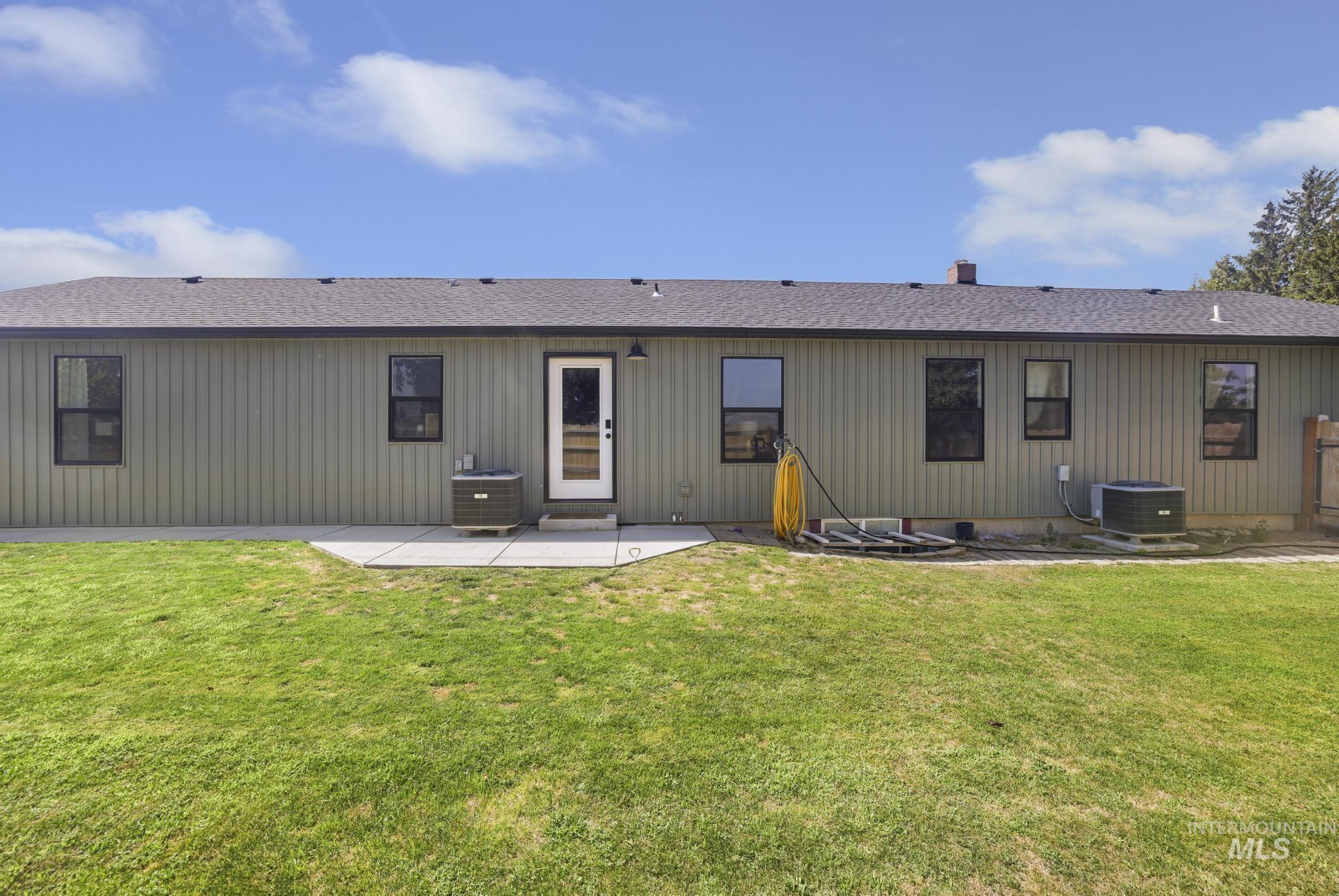 254 S 100 w, Jerome, Idaho 83338, 4 Bedrooms, 2 Bathrooms, Residential For Sale, Price $549,000, 98994759