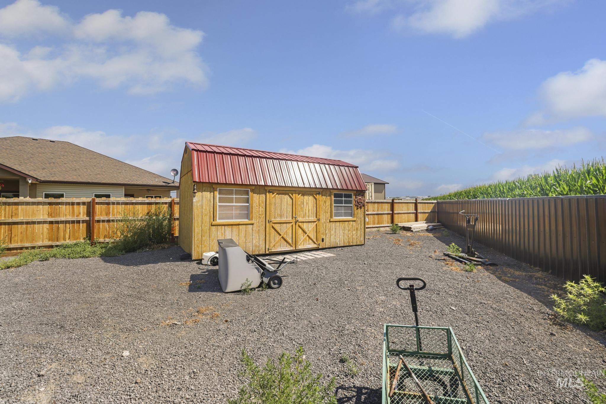 254 S 100 w, Jerome, Idaho 83338, 4 Bedrooms, 2 Bathrooms, Residential For Sale, Price $549,000, 98994759
