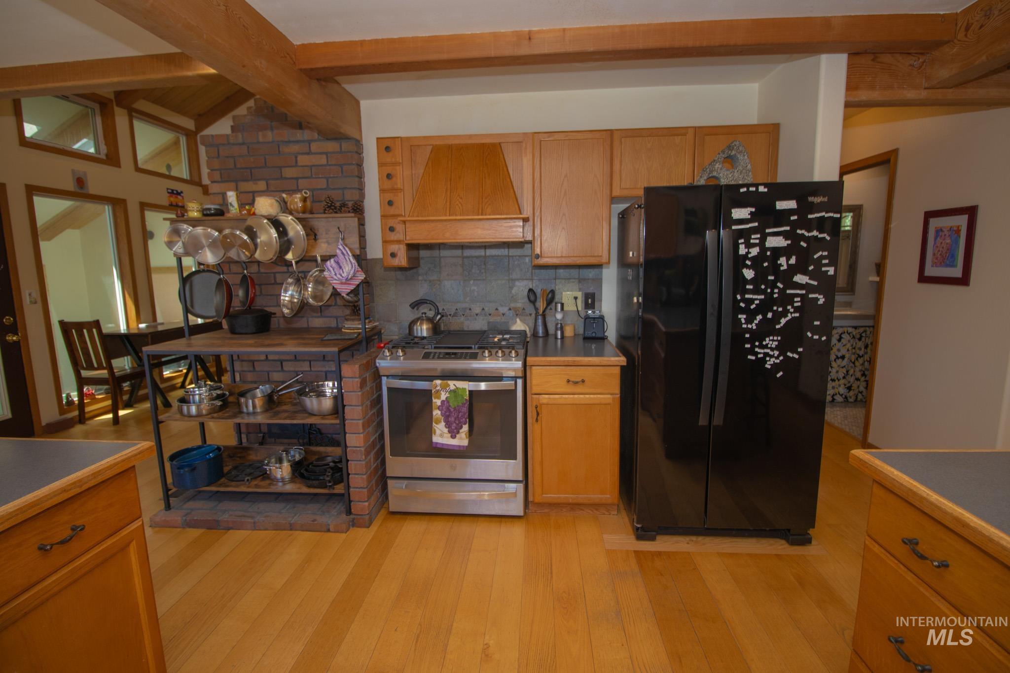 1619 Neighbors Lane, Orofino, Idaho 83544, 3 Bedrooms, 2 Bathrooms, Residential For Sale, Price $1,500,000, 98994765