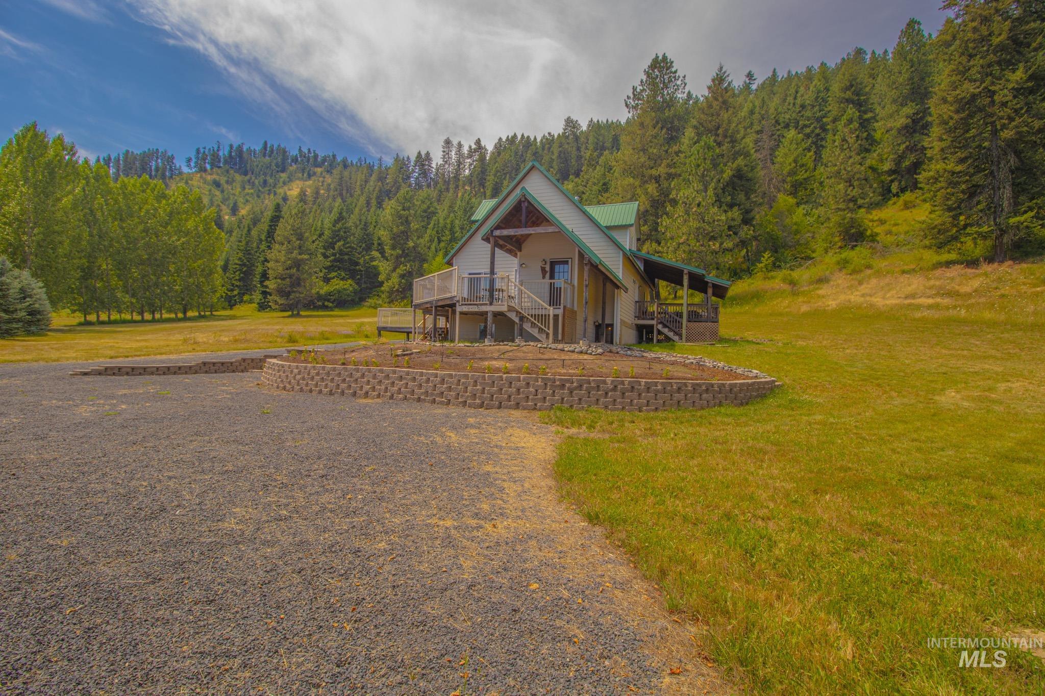 1619 Neighbors Lane, Orofino, Idaho 83544, 3 Bedrooms, 2 Bathrooms, Residential For Sale, Price $1,500,000, 98994765