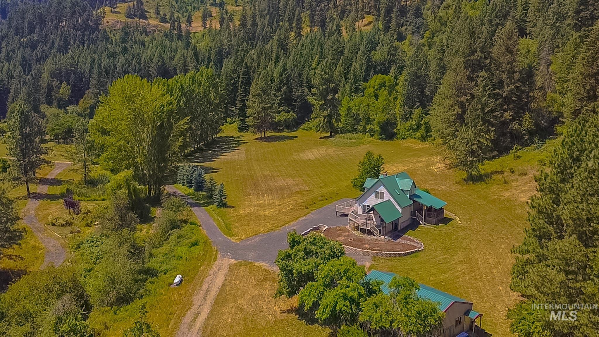 1619 Neighbors Lane, Orofino, Idaho 83544, 3 Bedrooms, 2 Bathrooms, Residential For Sale, Price $1,500,000, 98994765