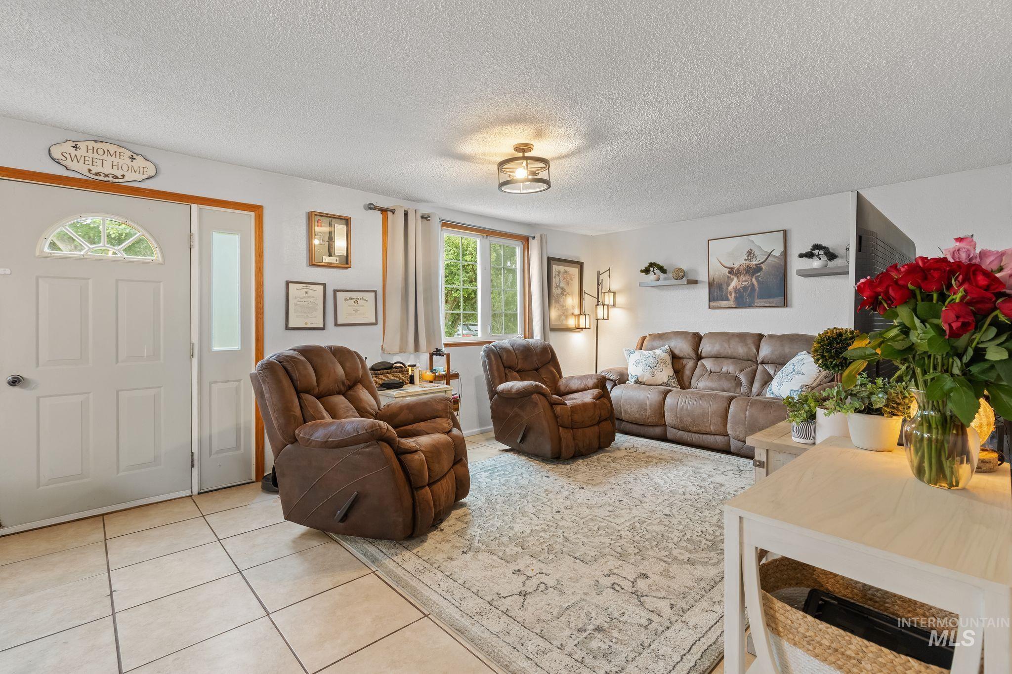 2119 Ripon Ave., Lewiston, Idaho 83501, 3 Bedrooms, 2 Bathrooms, Residential For Sale, Price $425,000, 98994766