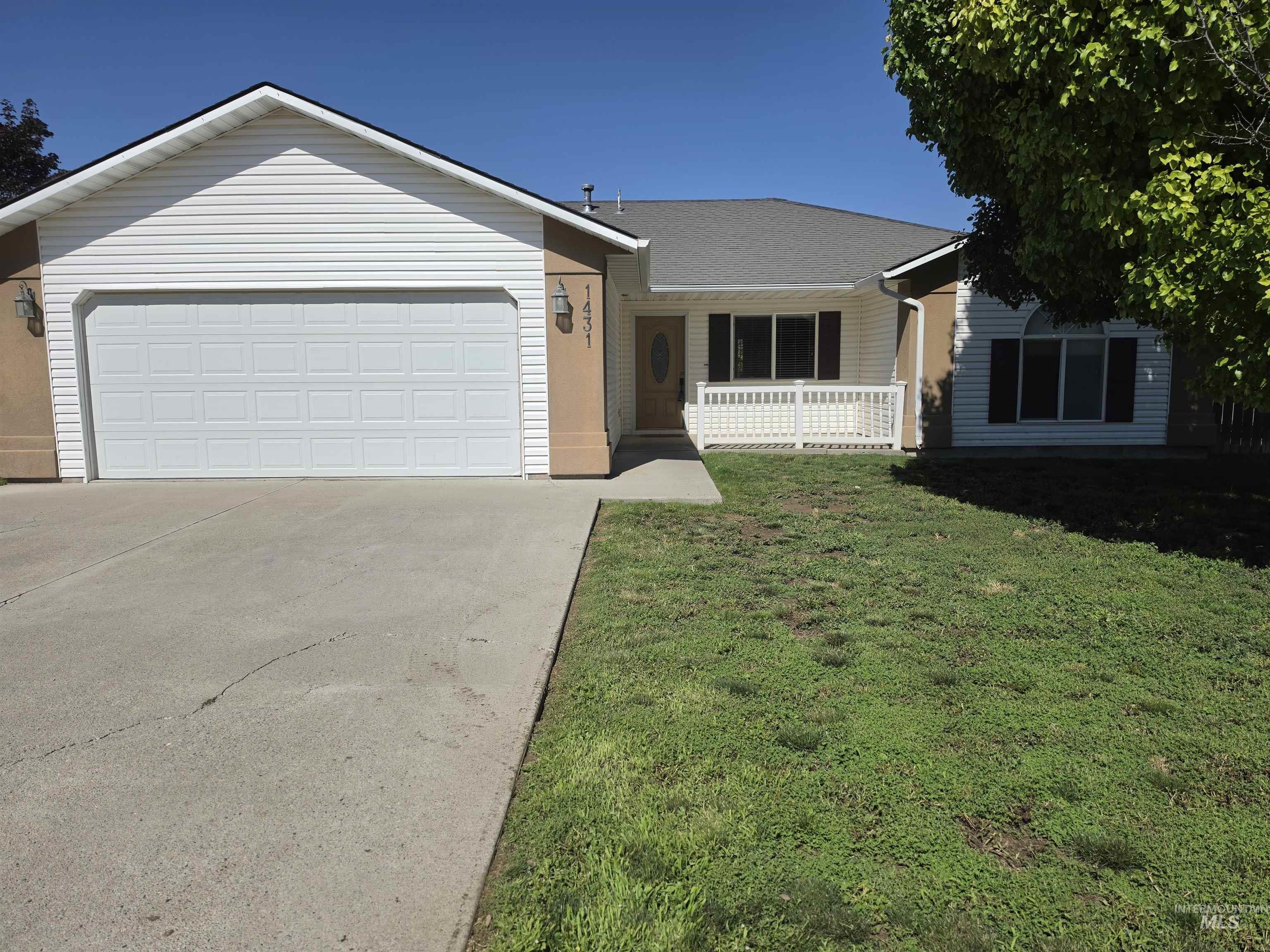 1431 Autumn Way, Jerome, Idaho 83338, 3 Bedrooms, 2 Bathrooms, Residential For Sale, Price $379,000,MLS 98994767
