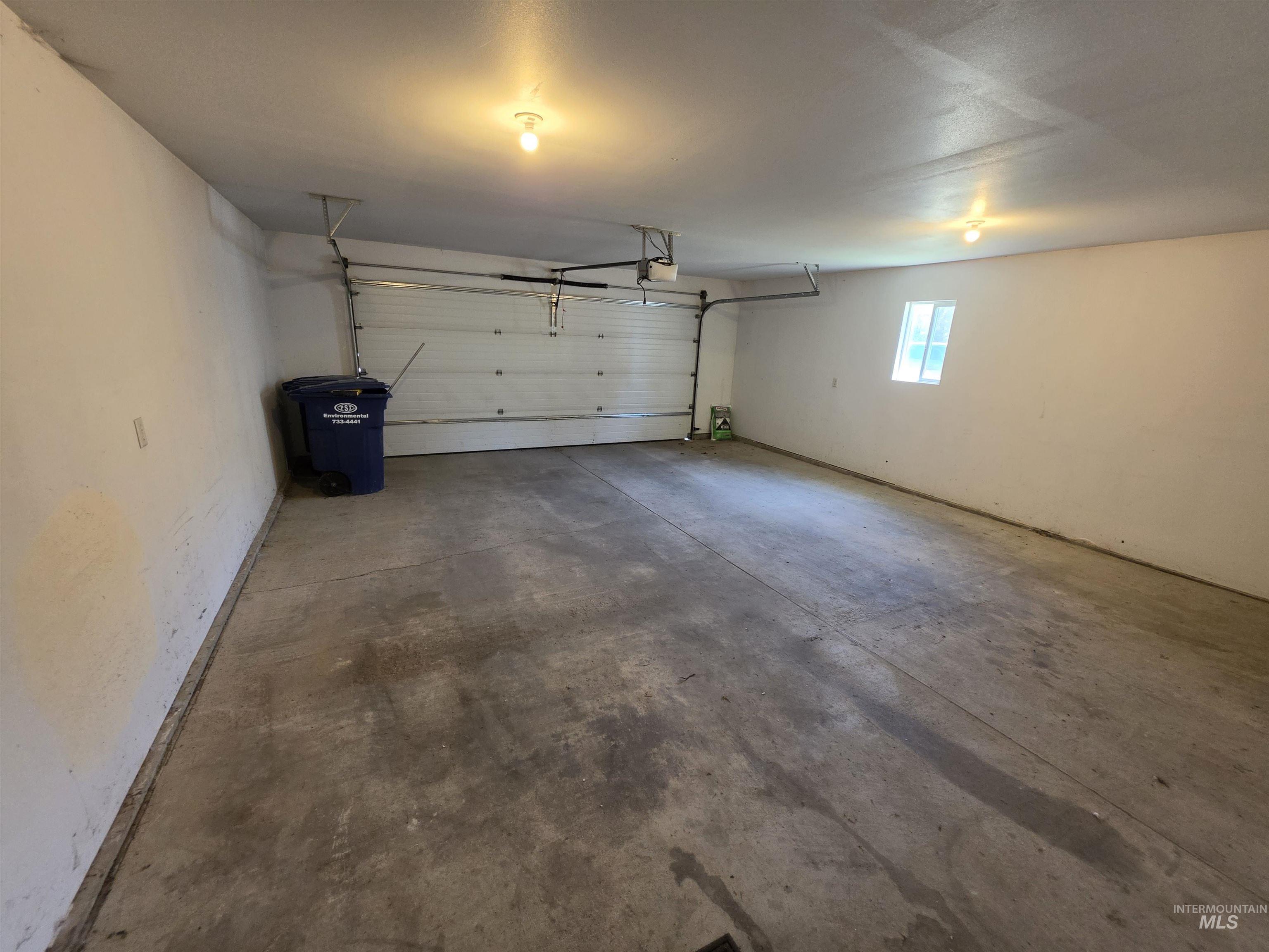 1431 Autumn Way, Jerome, Idaho 83338, 3 Bedrooms, 2 Bathrooms, Residential For Sale, Price $379,000,MLS 98994767