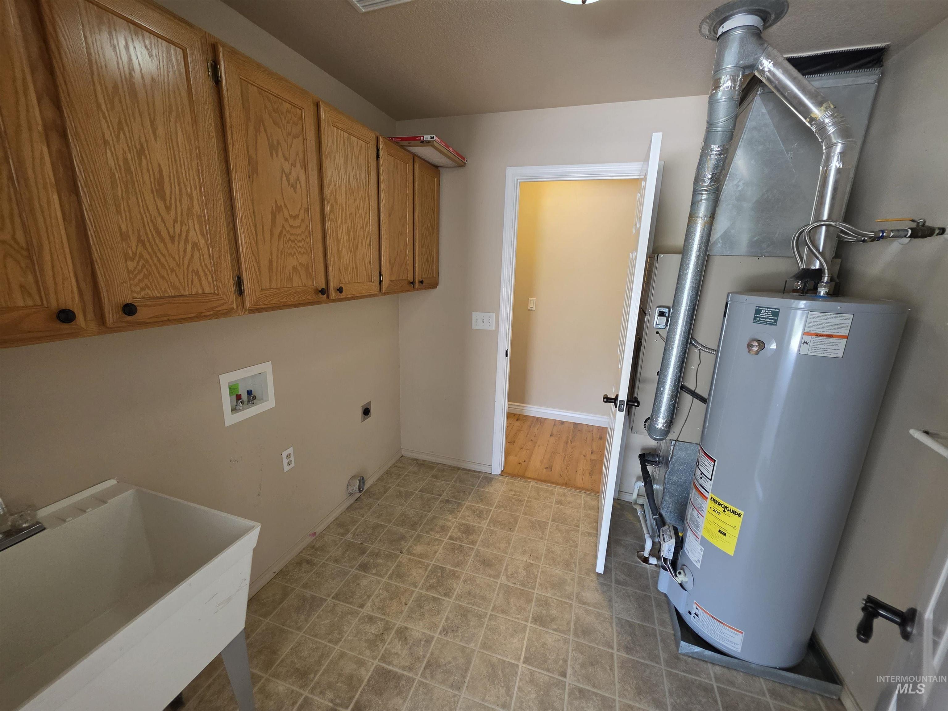1431 Autumn Way, Jerome, Idaho 83338, 3 Bedrooms, 2 Bathrooms, Residential For Sale, Price $379,000,MLS 98994767