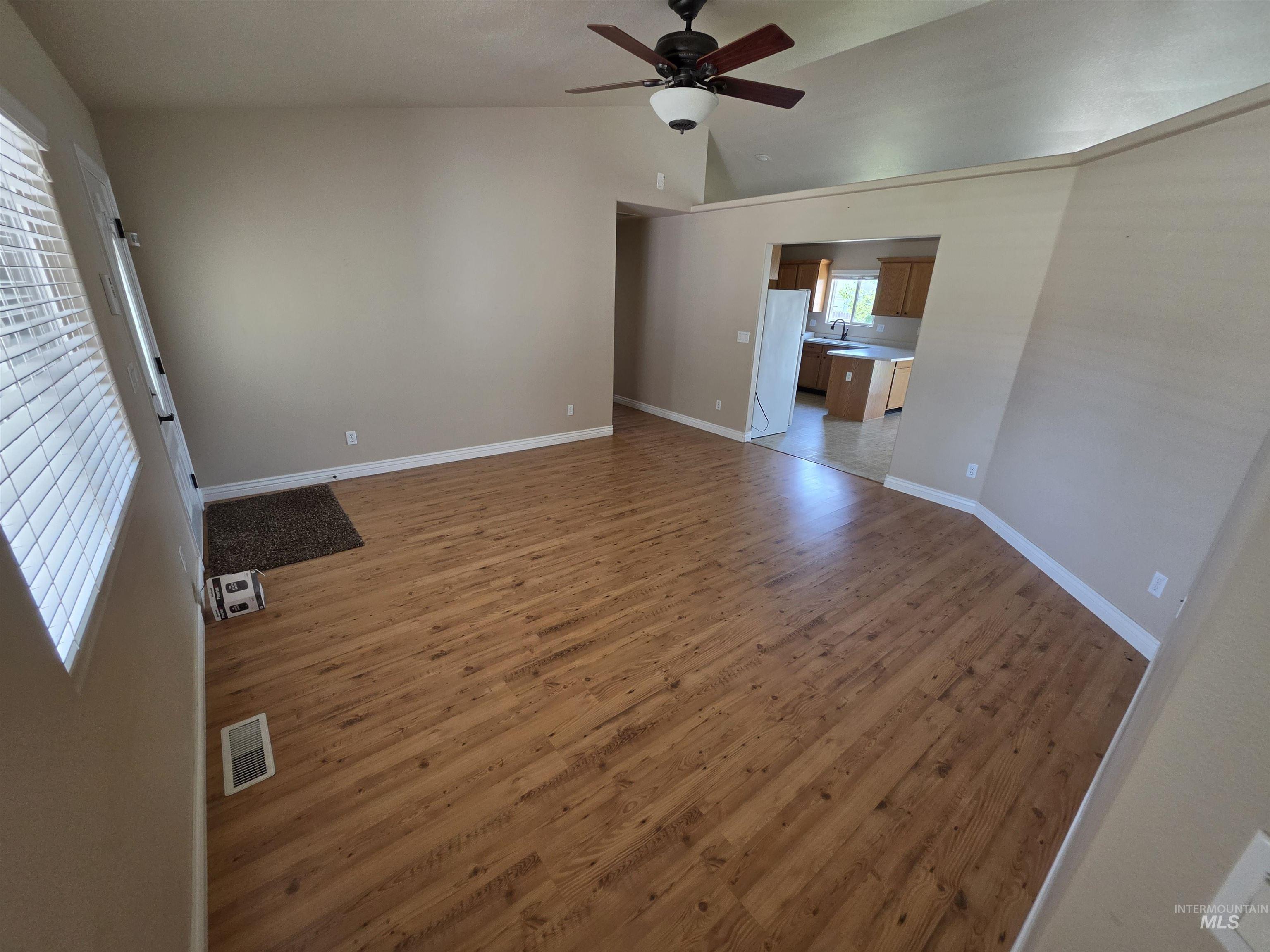 1431 Autumn Way, Jerome, Idaho 83338, 3 Bedrooms, 2 Bathrooms, Residential For Sale, Price $379,000,MLS 98994767
