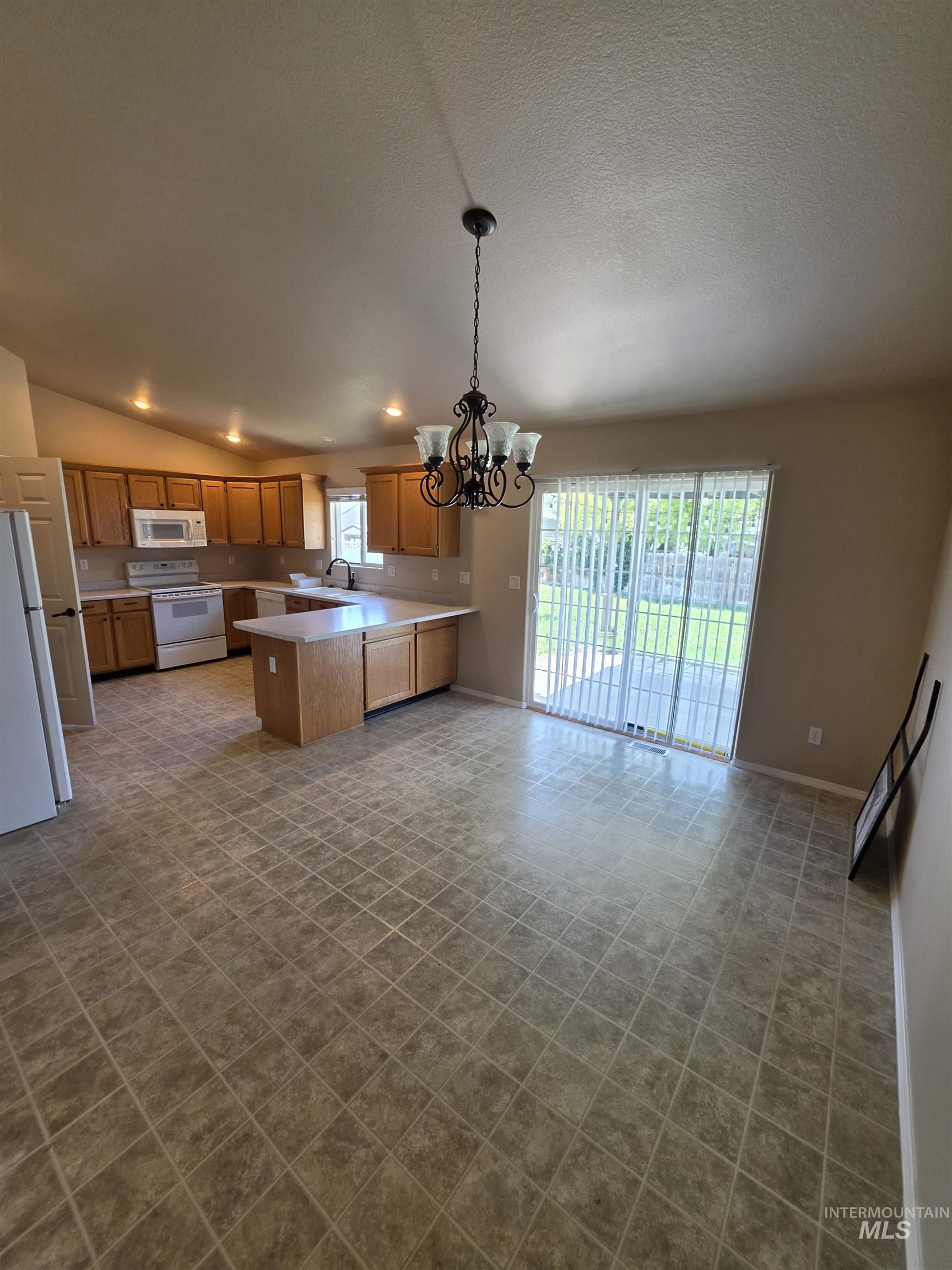 1431 Autumn Way, Jerome, Idaho 83338, 3 Bedrooms, 2 Bathrooms, Residential For Sale, Price $379,000,MLS 98994767
