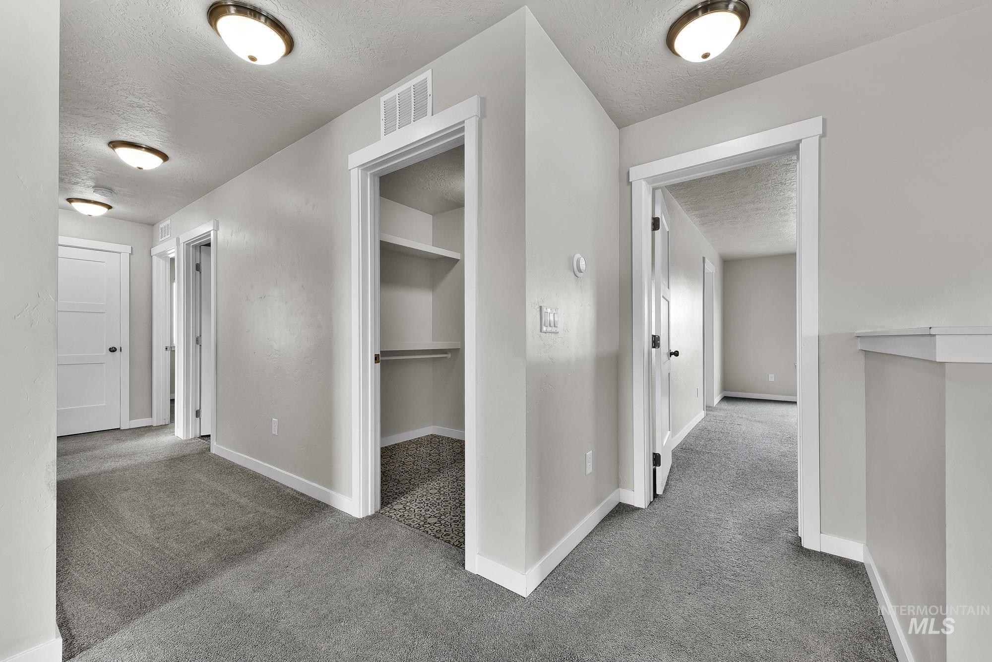 10350 Longtail Dr, Nampa, Idaho 83687, 6 Bedrooms, 2.5 Bathrooms, Residential For Sale, Price $499,900,MLS 98994773