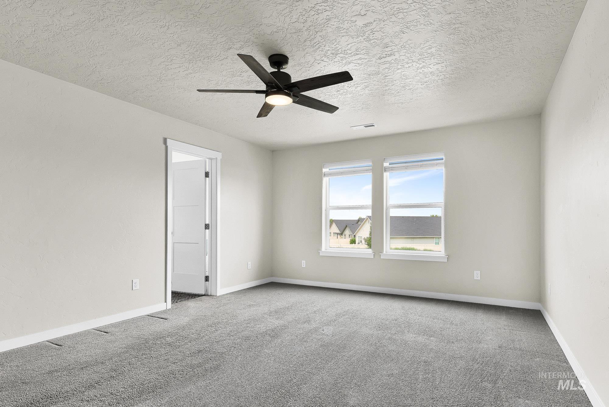 10350 Longtail Dr, Nampa, Idaho 83687, 6 Bedrooms, 2.5 Bathrooms, Residential For Sale, Price $499,900,MLS 98994773
