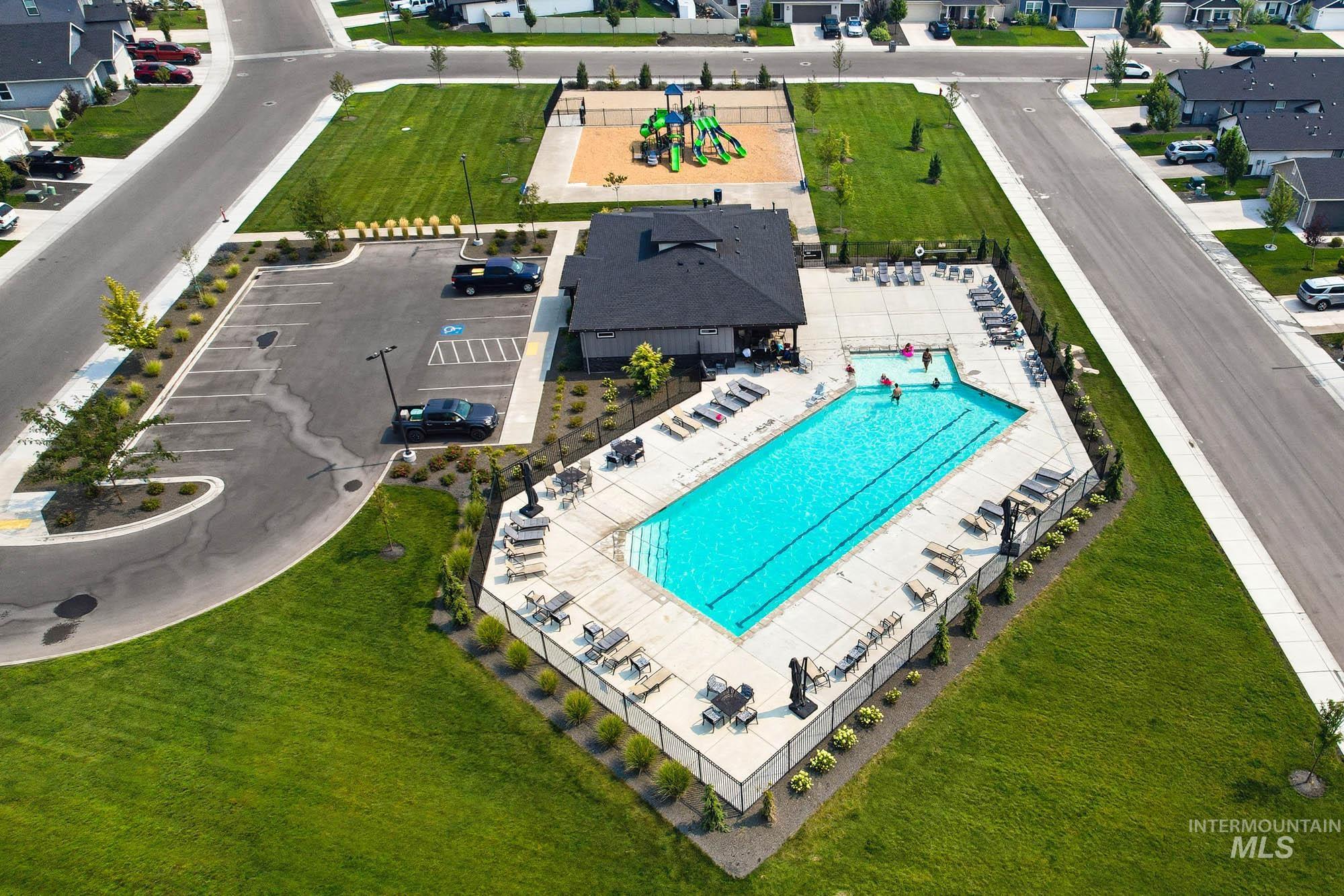 10350 Longtail Dr, Nampa, Idaho 83687, 6 Bedrooms, 2.5 Bathrooms, Residential For Sale, Price $499,900,MLS 98994773