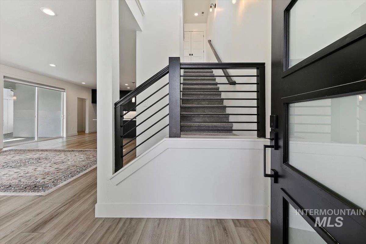1811 E Knobcone Drive, Meridian, Idaho 83642, 3 Bedrooms, 2.5 Bathrooms, Residential For Sale, Price $549,990, 98994774