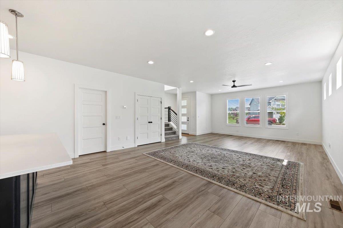 1811 E Knobcone Drive, Meridian, Idaho 83642, 3 Bedrooms, 2.5 Bathrooms, Residential For Sale, Price $549,990, 98994774