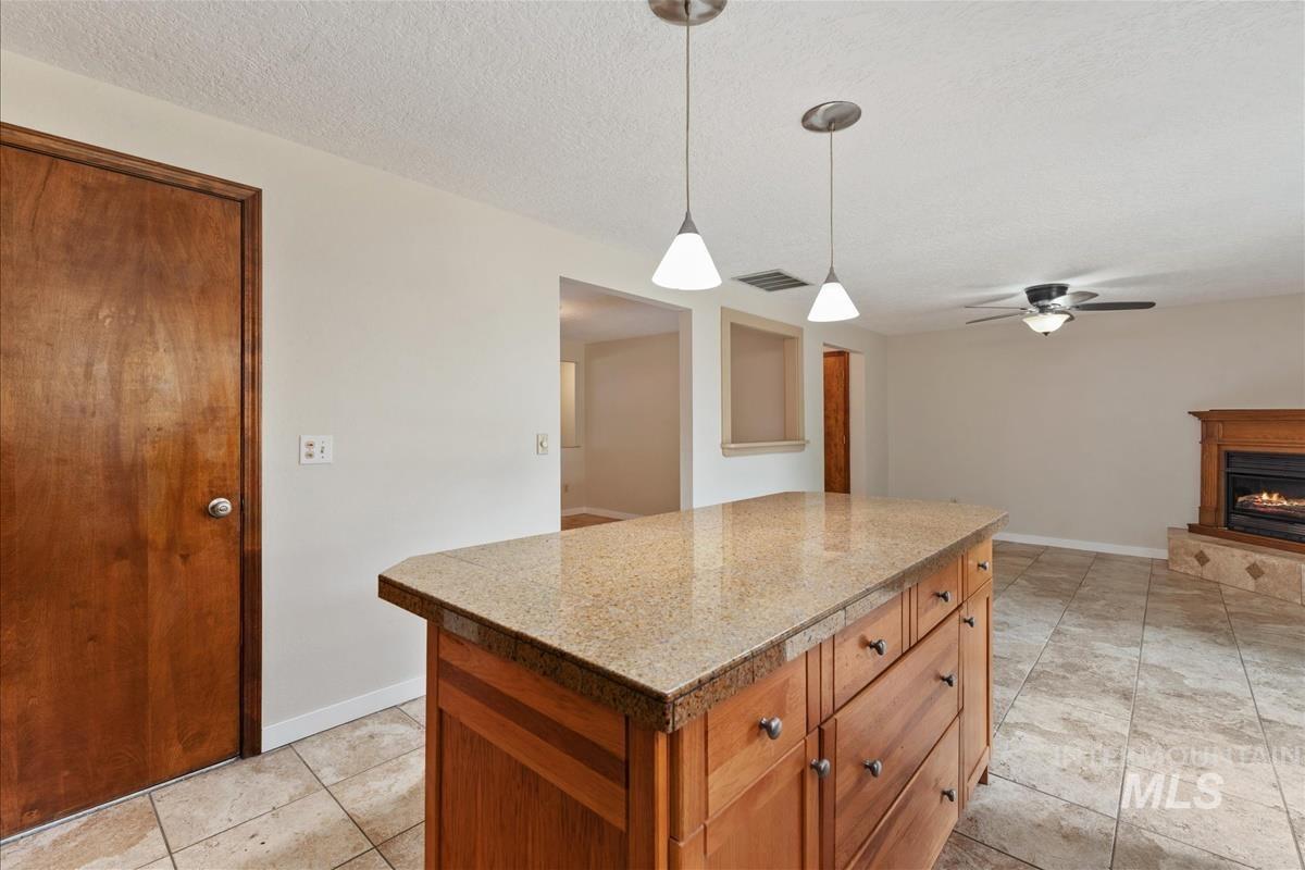 7505 W Snohomish St, Boise, Idaho 83709, 3 Bedrooms, 2 Bathrooms, Residential For Sale, Price $428,900,MLS 98994775
