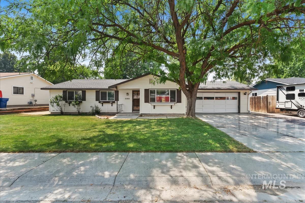 7505 W Snohomish St, Boise, Idaho 83709, 3 Bedrooms, 2 Bathrooms, Residential For Sale, Price $428,900,MLS 98994775