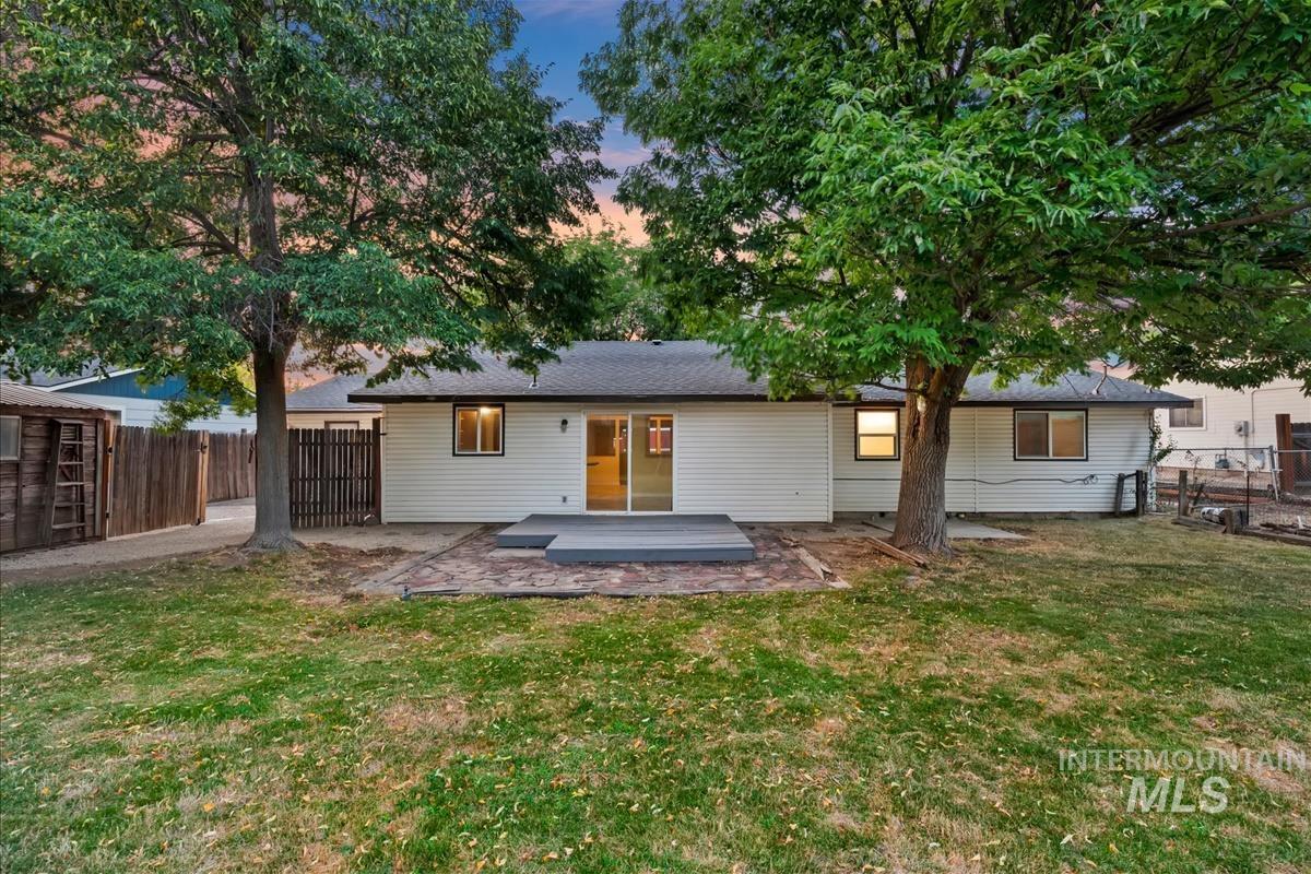 7505 W Snohomish St, Boise, Idaho 83709, 3 Bedrooms, 2 Bathrooms, Residential For Sale, Price $428,900,MLS 98994775