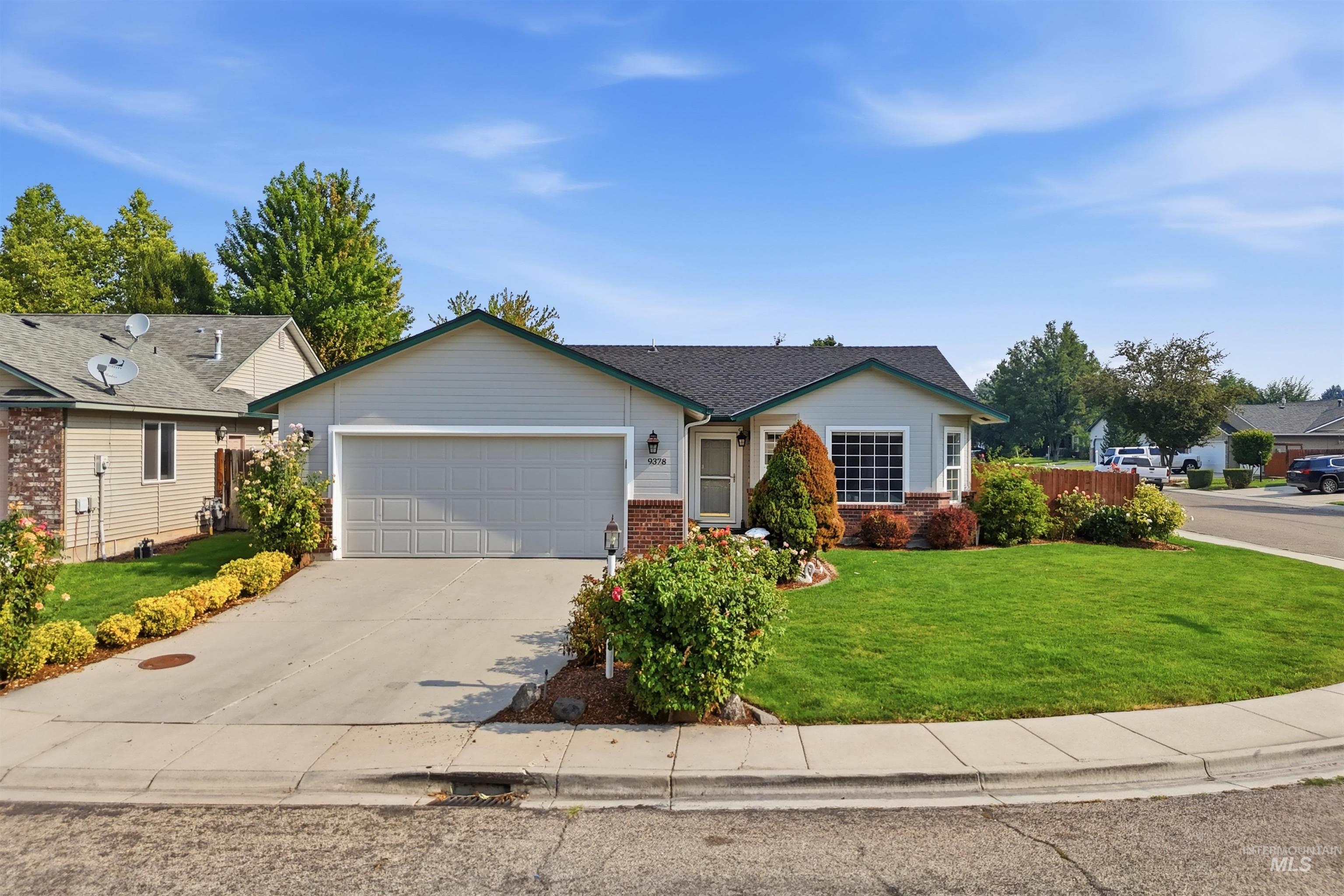 9378 W Surf St, Boise, Idaho 83709, 3 Bedrooms, 2 Bathrooms, Residential For Sale, Price $460,000, 98994777