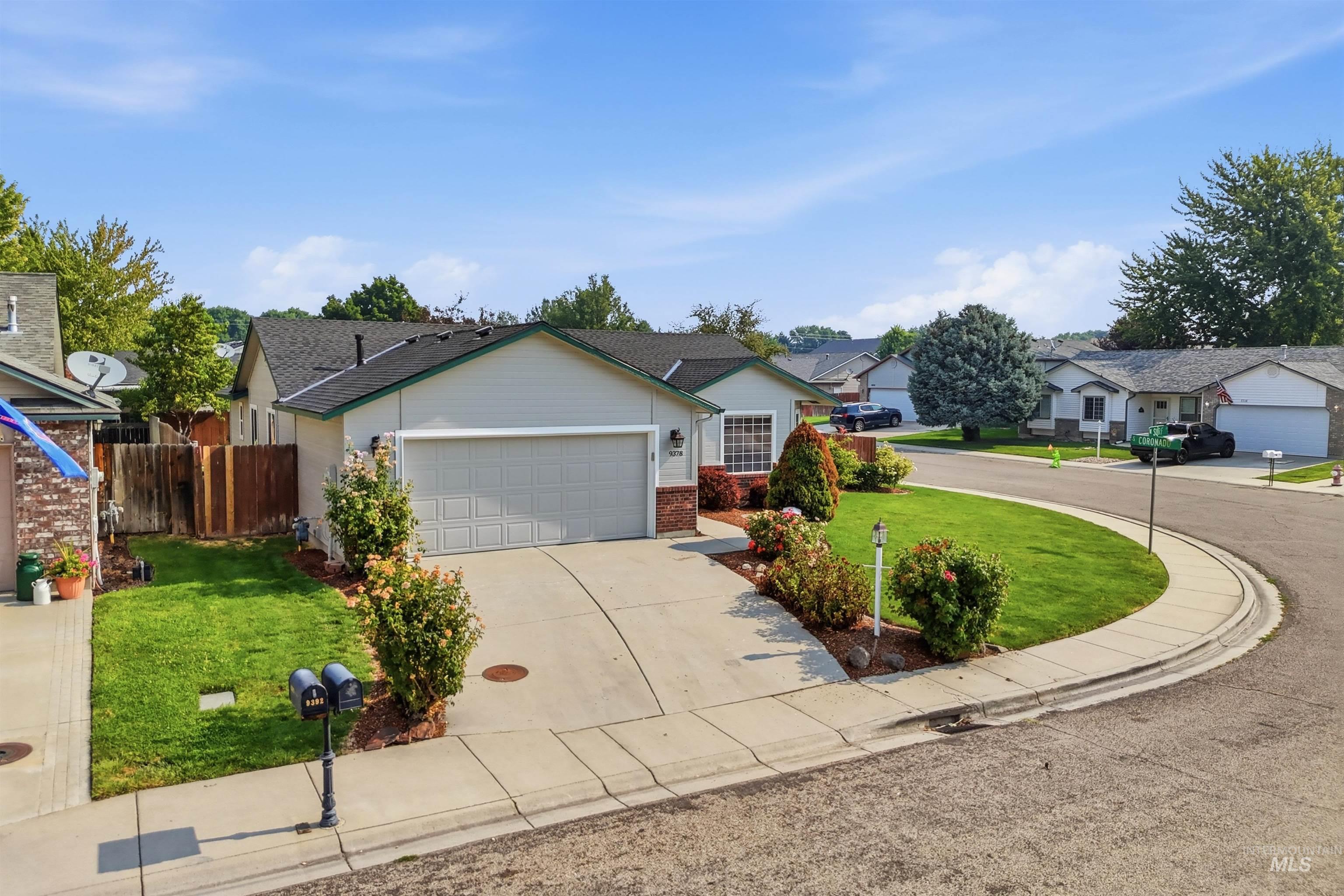 9378 W Surf St, Boise, Idaho 83709, 3 Bedrooms, 2 Bathrooms, Residential For Sale, Price $460,000, 98994777