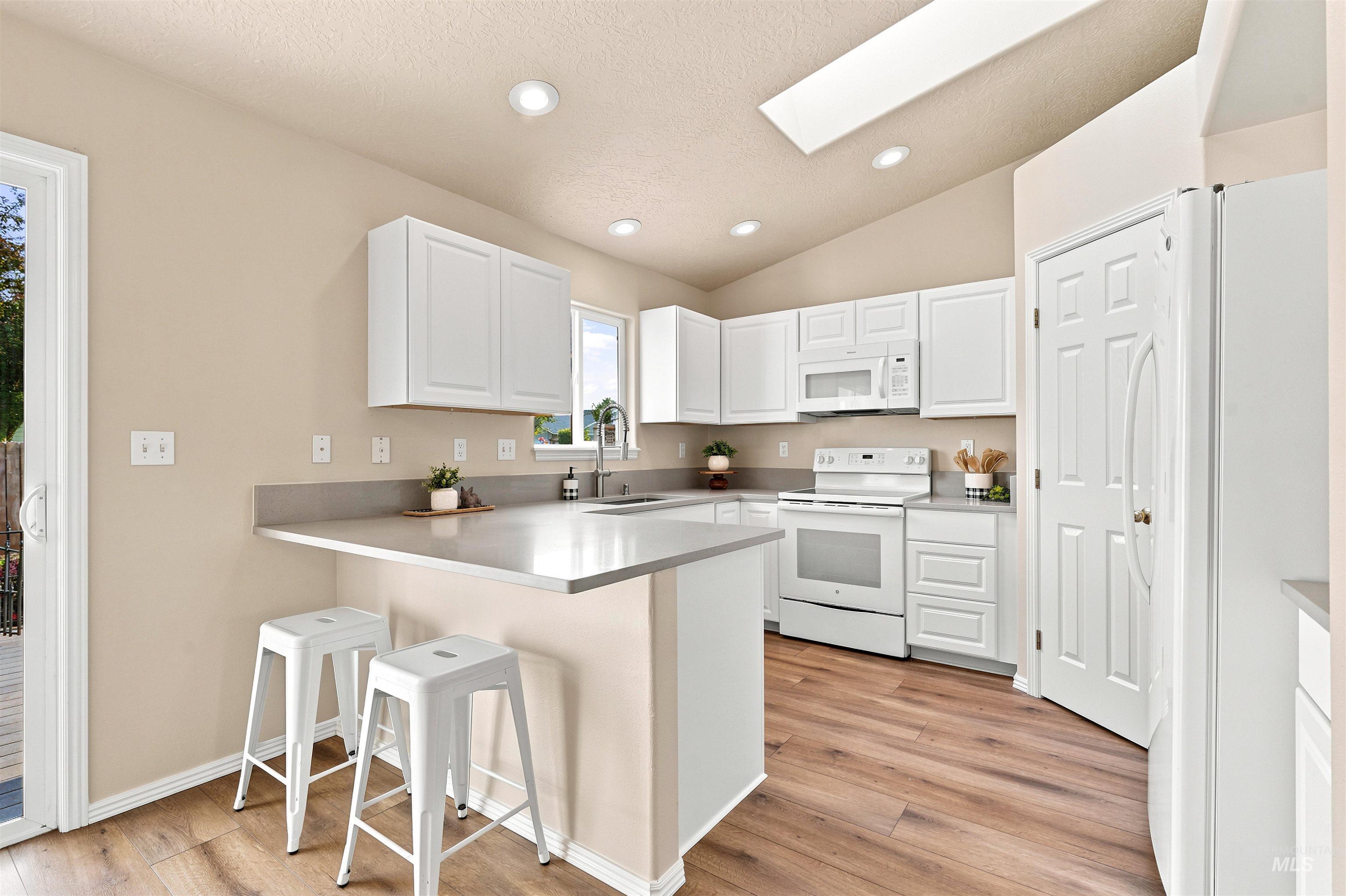 9378 W Surf St, Boise, Idaho 83709, 3 Bedrooms, 2 Bathrooms, Residential For Sale, Price $460,000, 98994777