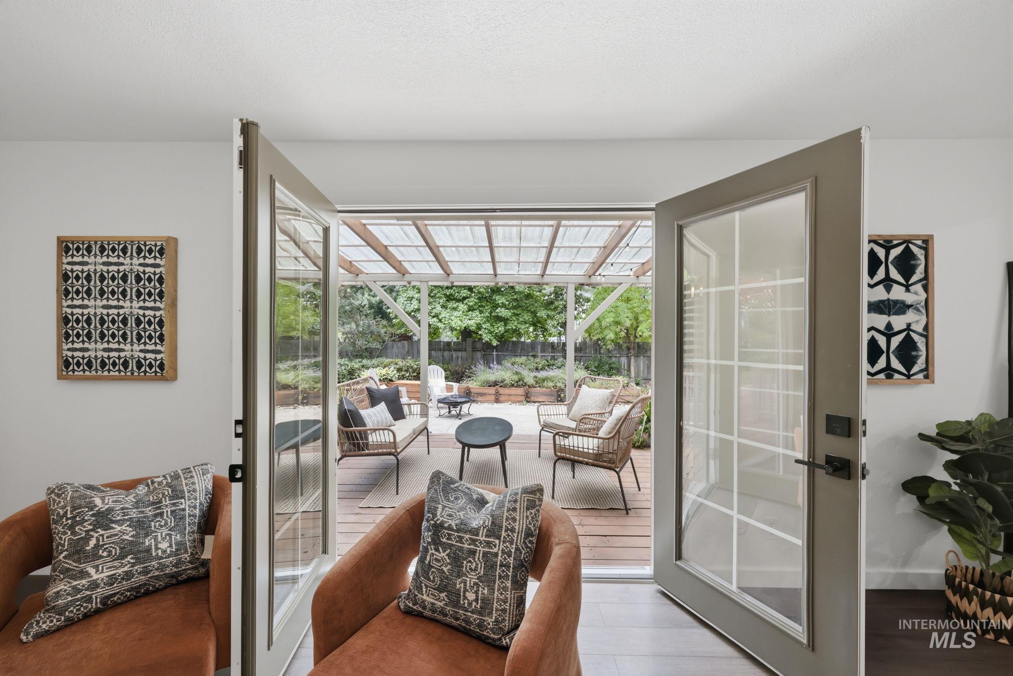 3911 S Pittsfield Way, Boise, Idaho 83706, 3 Bedrooms, 2.5 Bathrooms, Residential For Sale, Price $600,000, 98994778
