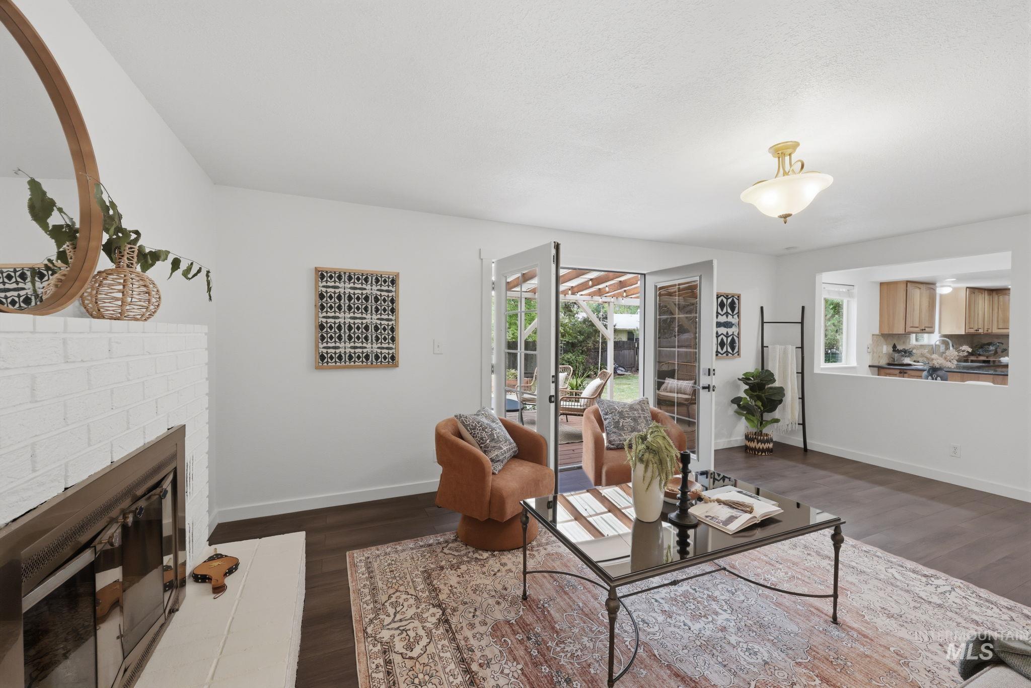 3911 S Pittsfield Way, Boise, Idaho 83706, 3 Bedrooms, 2.5 Bathrooms, Residential For Sale, Price $600,000, 98994778