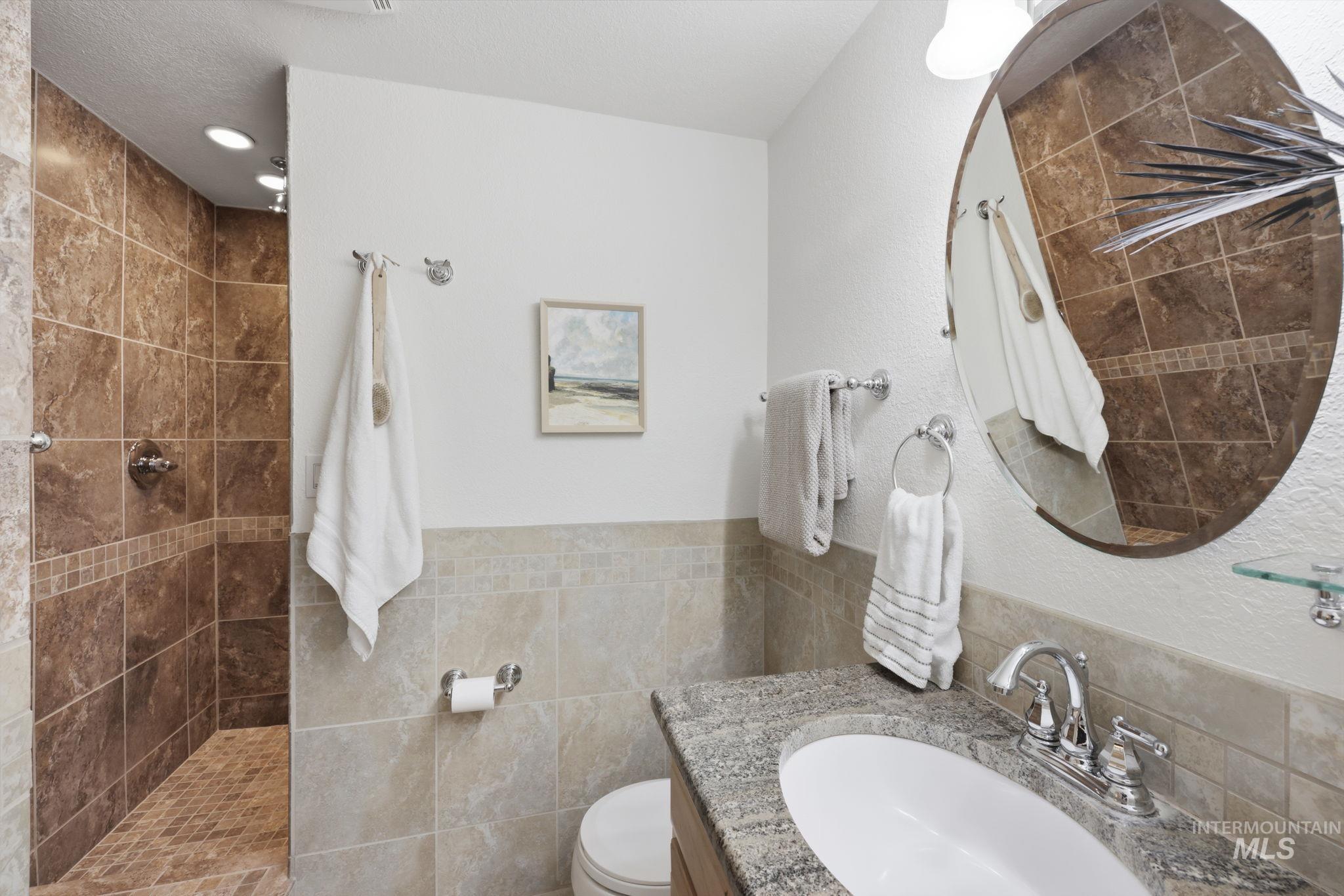 3911 S Pittsfield Way, Boise, Idaho 83706, 3 Bedrooms, 2.5 Bathrooms, Residential For Sale, Price $600,000, 98994778