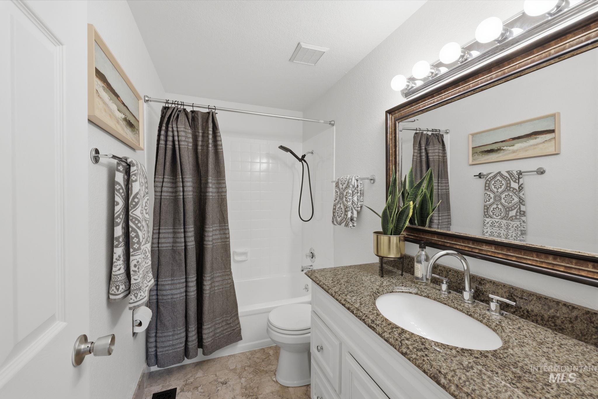 3911 S Pittsfield Way, Boise, Idaho 83706, 3 Bedrooms, 2.5 Bathrooms, Residential For Sale, Price $600,000, 98994778