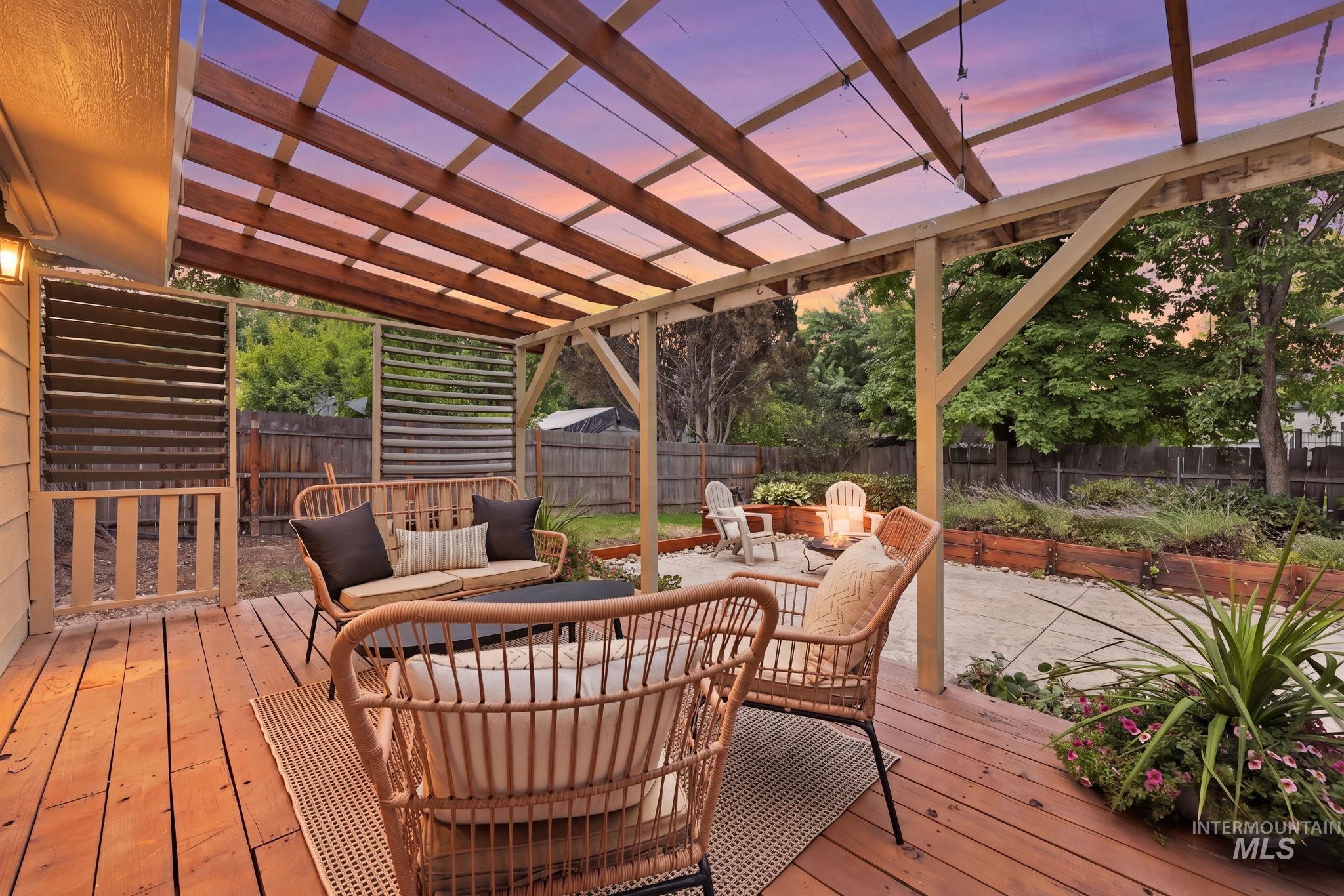 3911 S Pittsfield Way, Boise, Idaho 83706, 3 Bedrooms, 2.5 Bathrooms, Residential For Sale, Price $600,000, 98994778