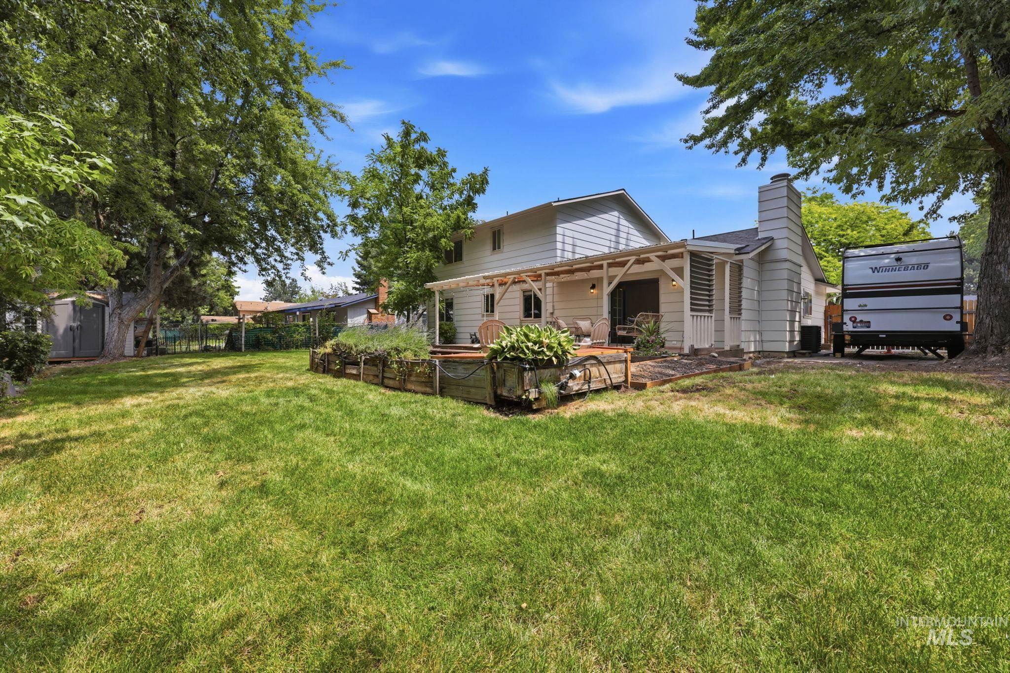 3911 S Pittsfield Way, Boise, Idaho 83706, 3 Bedrooms, 2.5 Bathrooms, Residential For Sale, Price $600,000, 98994778