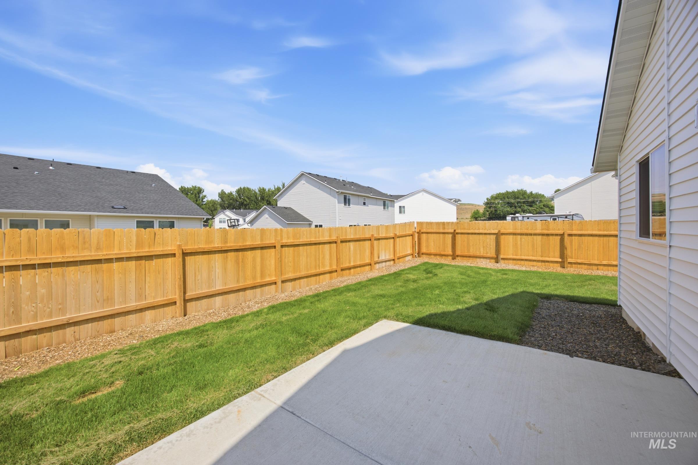 1085 Grass Pond Ave, Middleton, Idaho 83644, 4 Bedrooms, 2 Bathrooms, Residential For Sale, Price $456,990,MLS 98994779