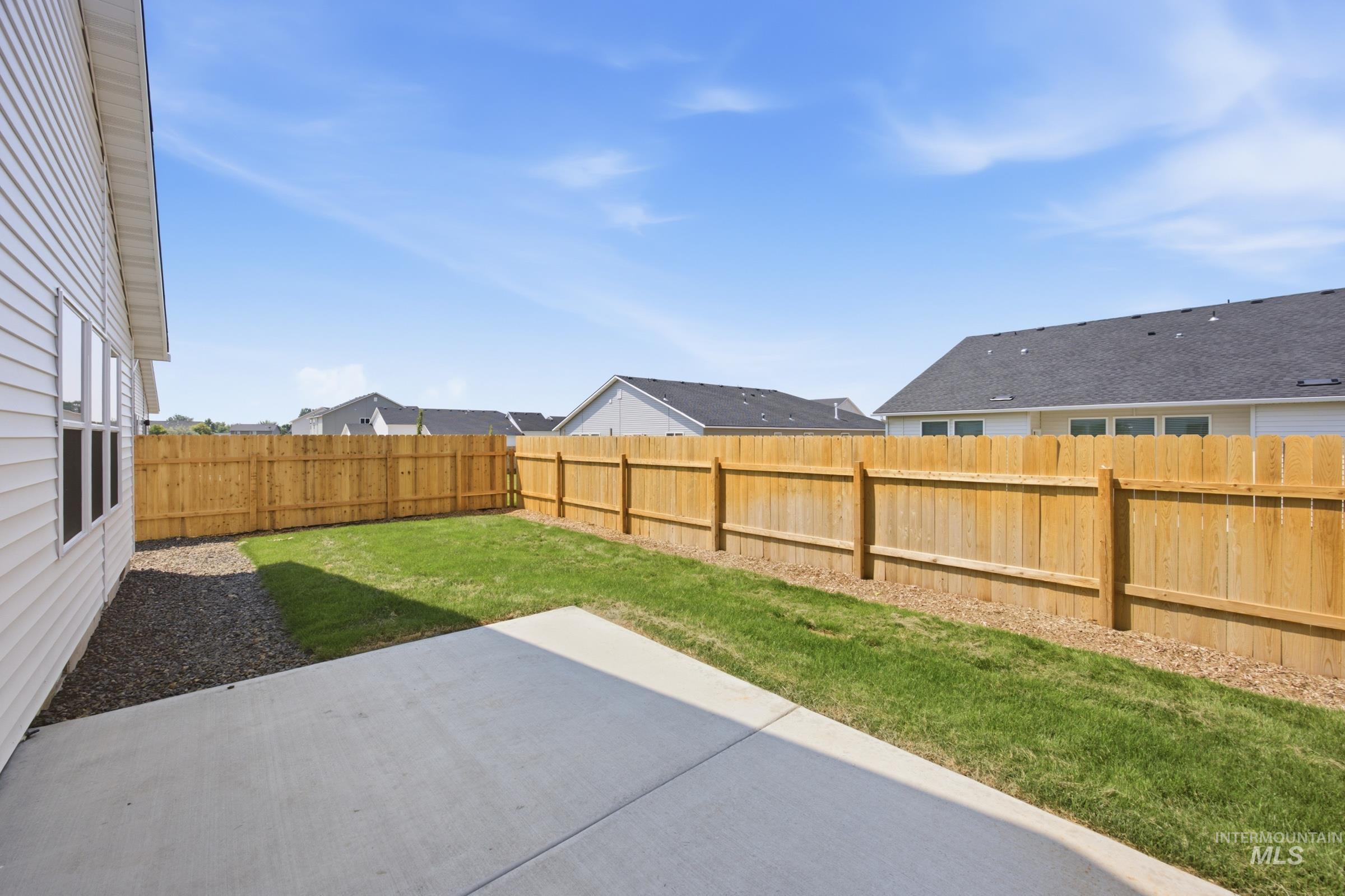 1085 Grass Pond Ave, Middleton, Idaho 83644, 4 Bedrooms, 2 Bathrooms, Residential For Sale, Price $456,990,MLS 98994779