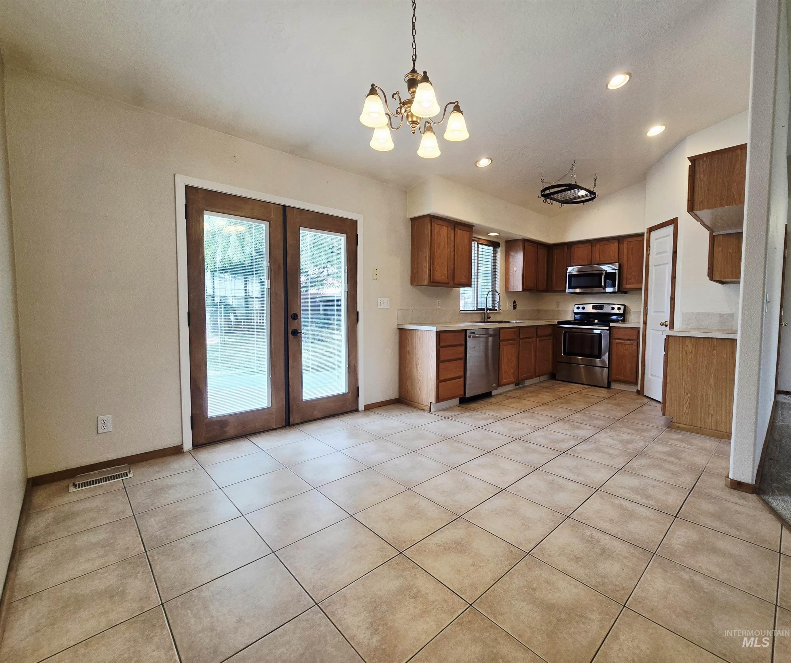 16209 BECKLEY COURT, Nampa, Idaho 83687, 3 Bedrooms, 2 Bathrooms, Residential For Sale, Price $364,900, 98994781