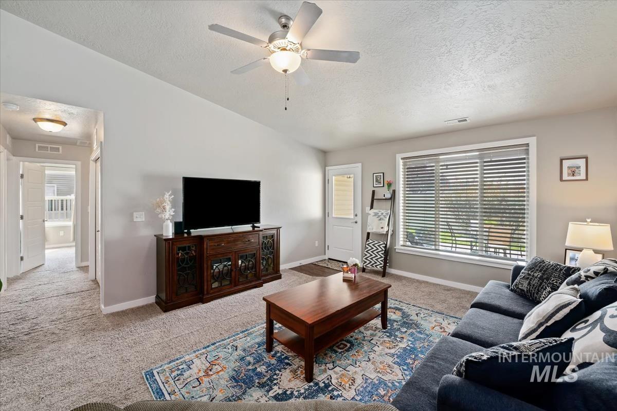 2727 E Apricot Dr, Meridian, Idaho 83646, 3 Bedrooms, 2 Bathrooms, Residential For Sale, Price $410,000, 98994782