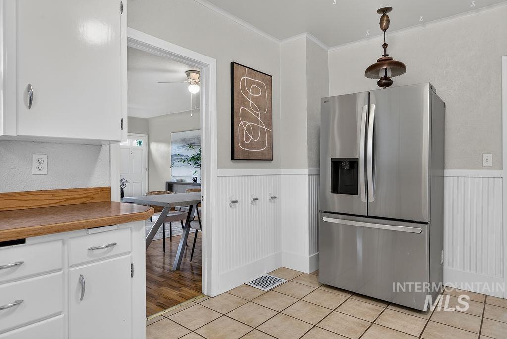 2103 Lincoln St, Caldwell, Idaho 83605, 3 Bedrooms, 1 Bathroom, Residential For Sale, Price $379,000, 98994784