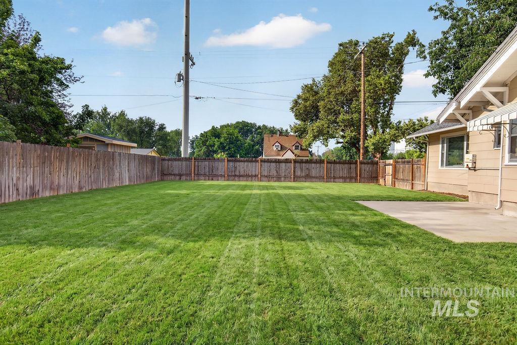 2103 Lincoln St, Caldwell, Idaho 83605, 3 Bedrooms, 1 Bathroom, Residential For Sale, Price $379,000, 98994784